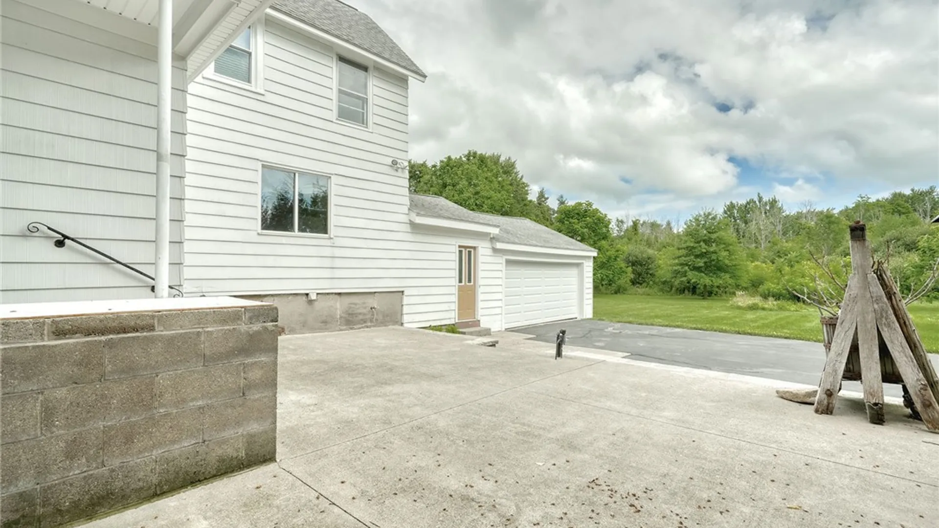 Property at 644 Parma Center Road, Parma, NY 14468 42