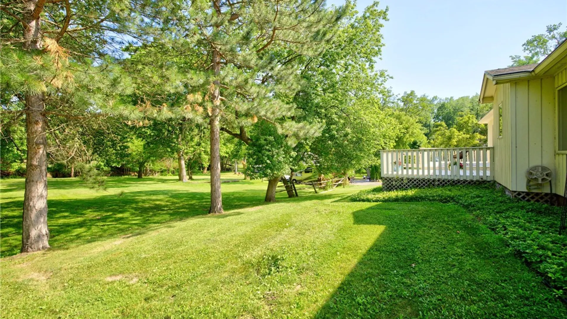 Property at 12 Erie Crescent, Perinton, NY 14450 32