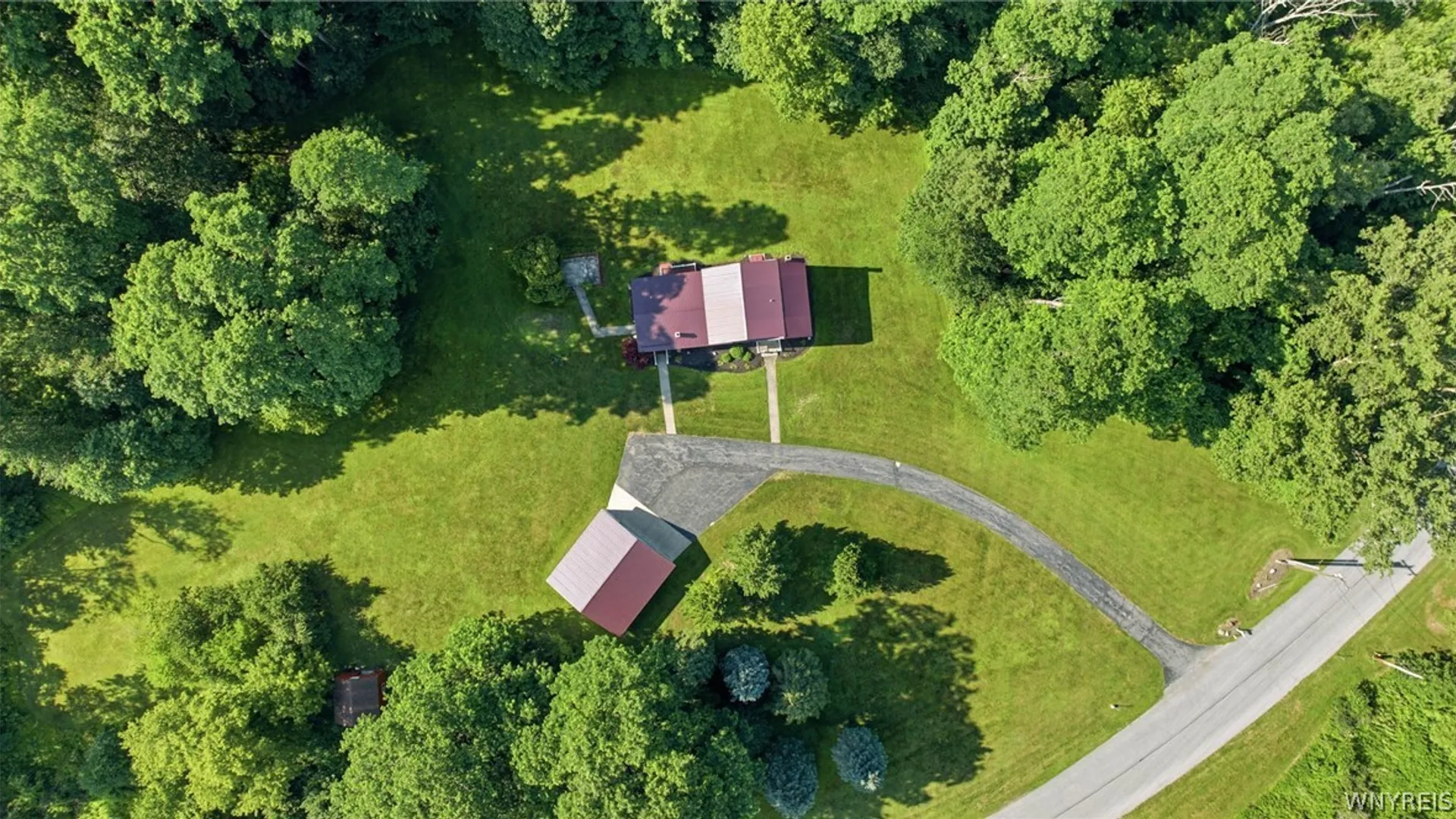 Property at 8327 Indian Falls Road, Pembroke, NY 14036 36