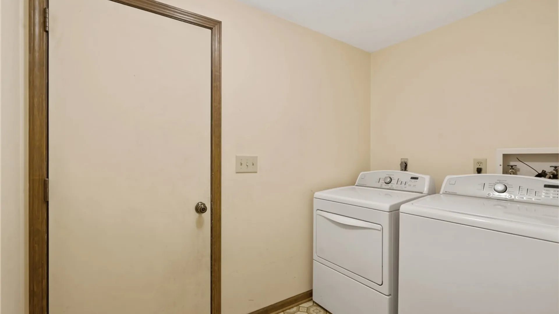 Property at 8802 Wandering Way, Lysander, NY 13027 19