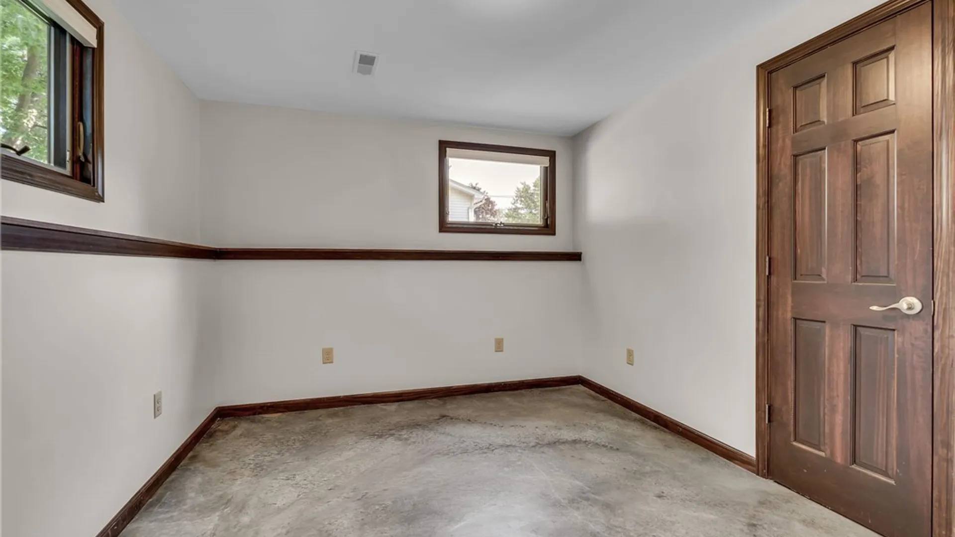 Property at 5300 Shimerville Road, Clarence, NY 14031 23