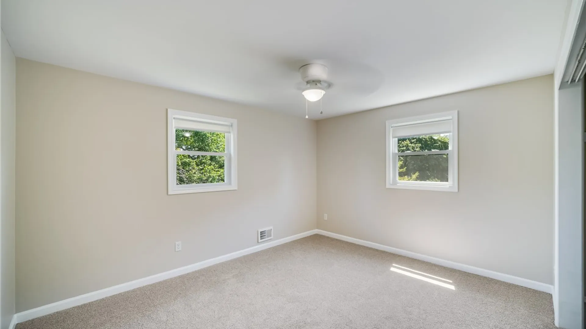 Property at 117 Underwood Avenue, Parma, NY 14468 14