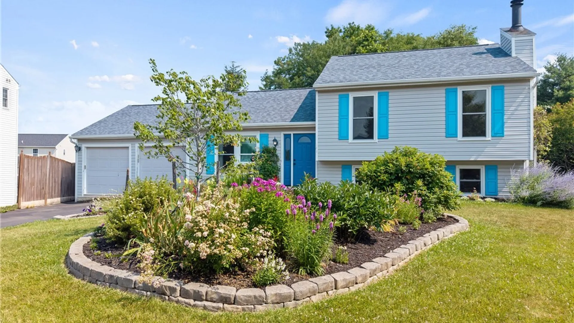 Property at 5614 Bunbury Terrace, Clay, NY 13041 2
