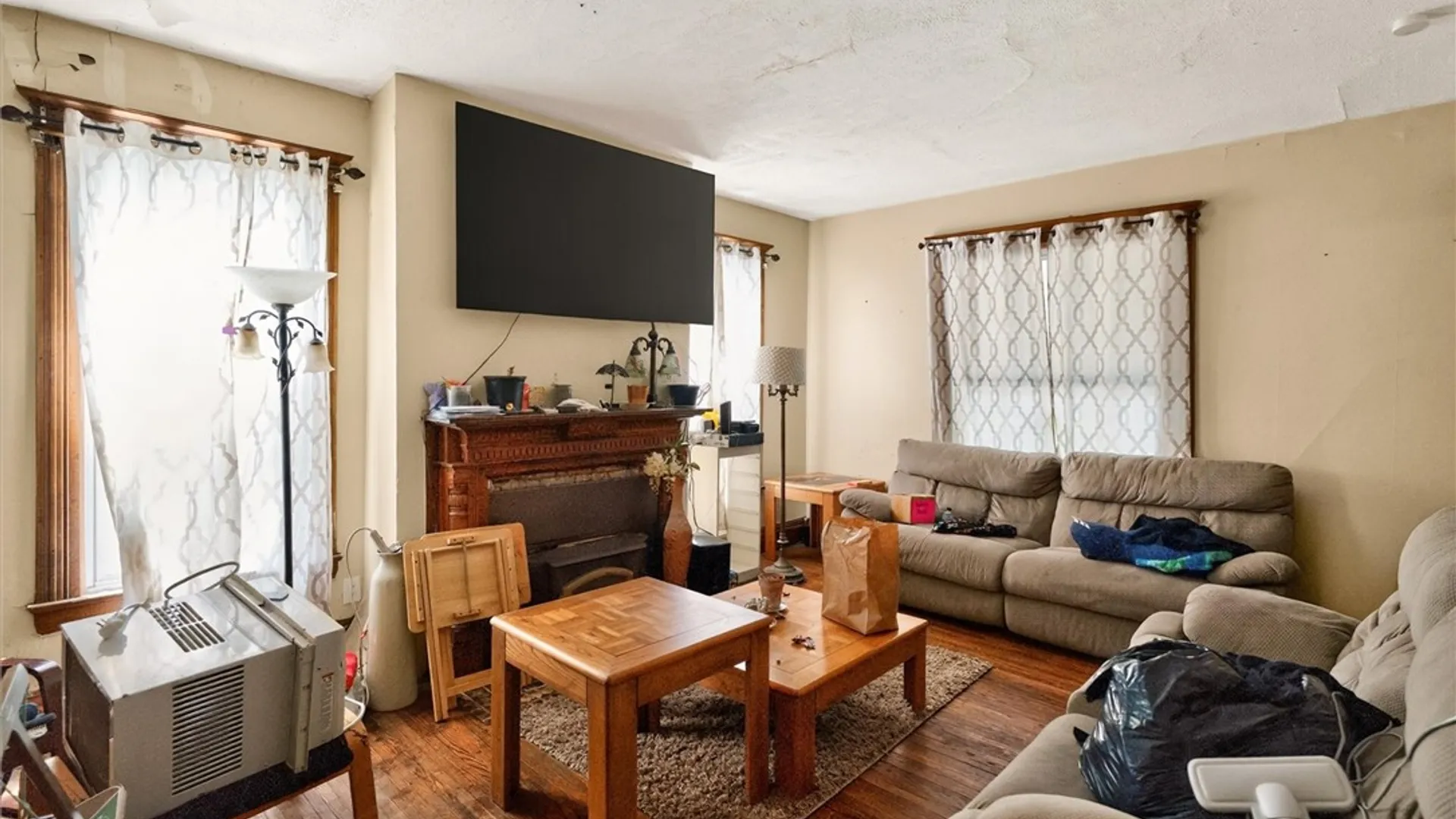 Property at 20 Quincy Street, Rochester, NY 14609 7