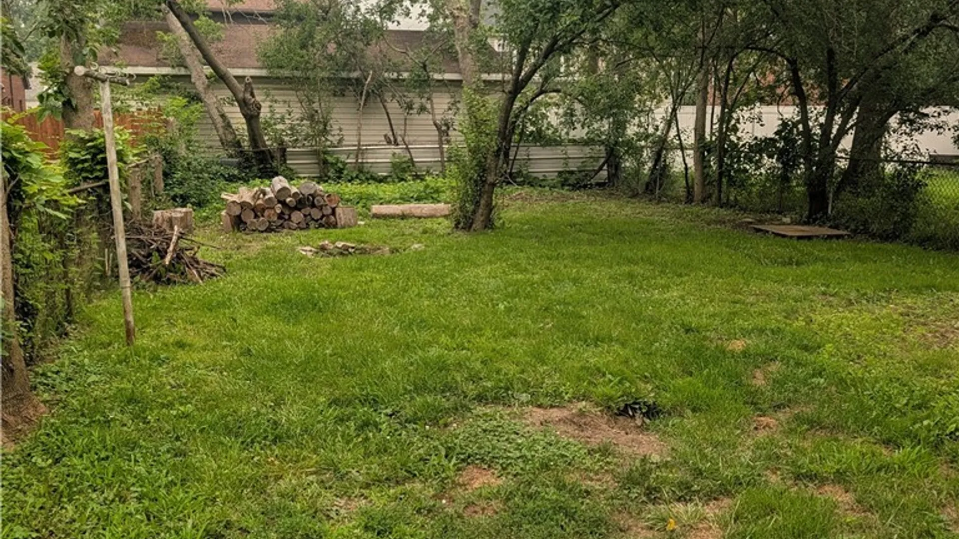 Property at 2962 Mckoon Avenue, Niagara Falls, NY 14305 3