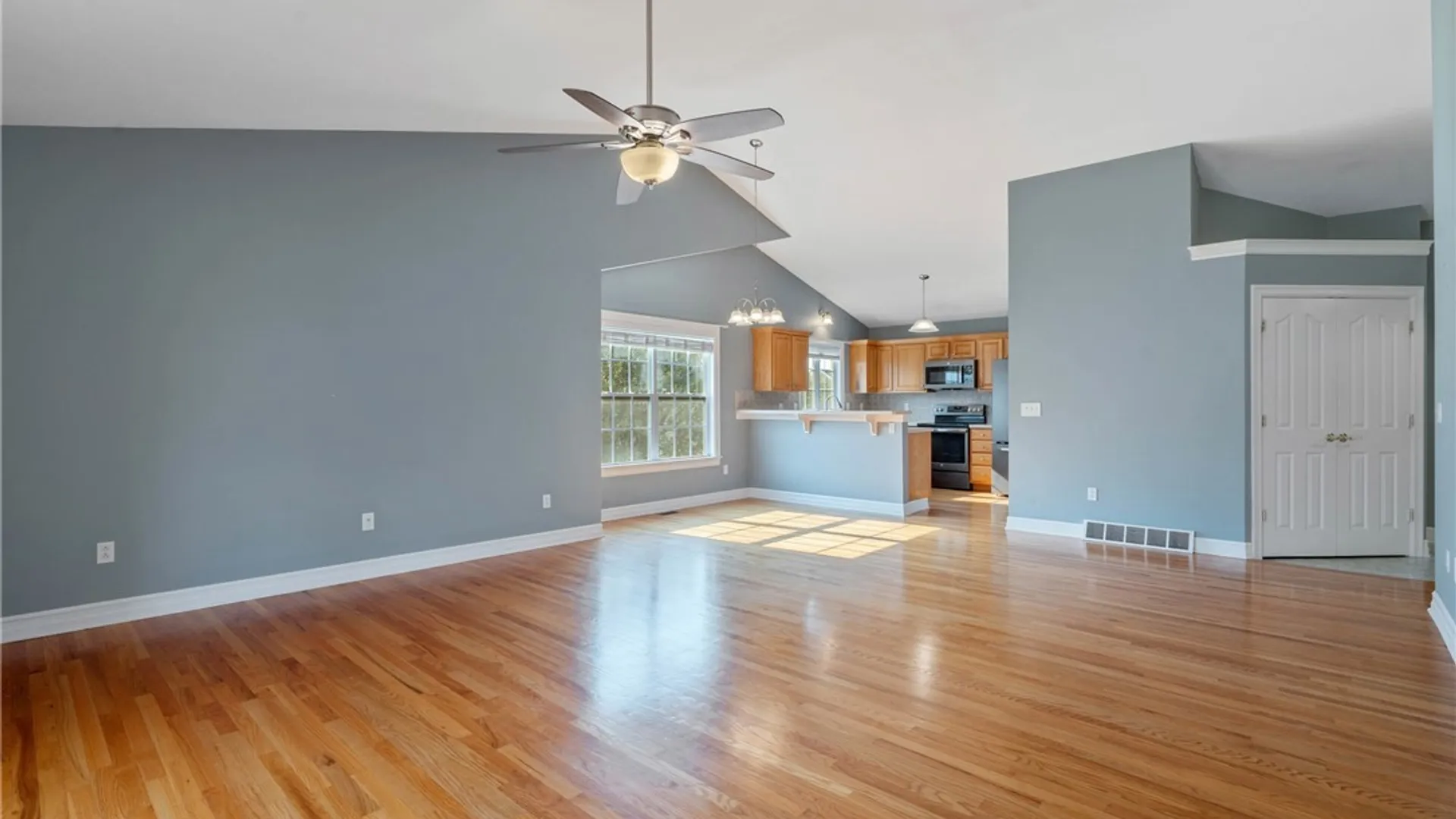 Property at 3778 Pegasus Circle, Camillus, NY 13209 10