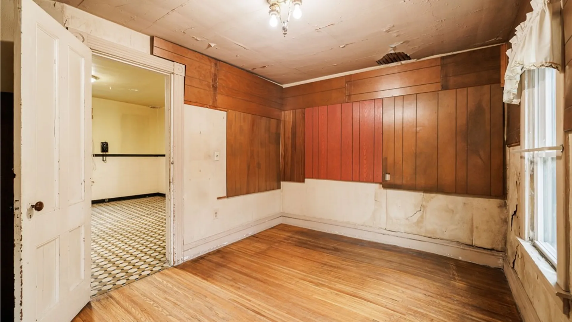 Property at 587 Bay Street, Rochester, NY 14609 16
