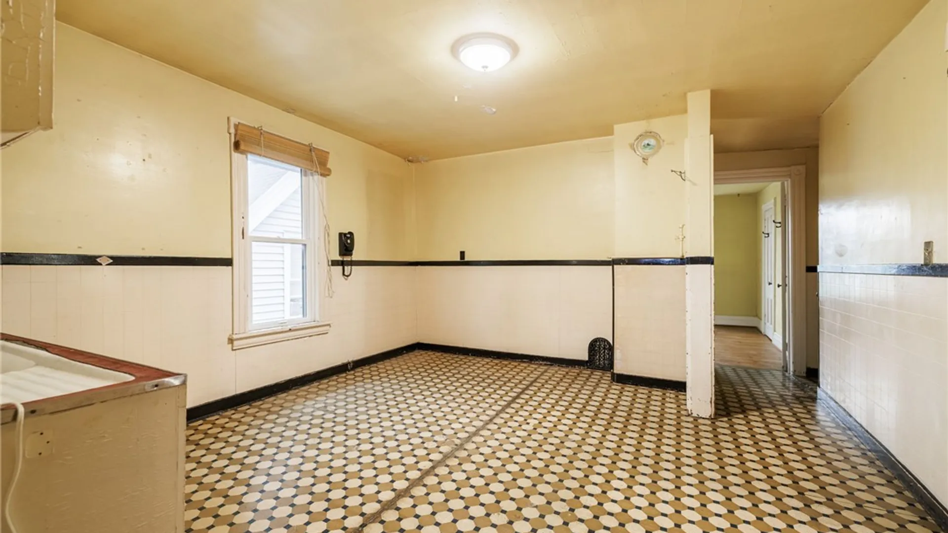 Property at 587 Bay Street, Rochester, NY 14609 20