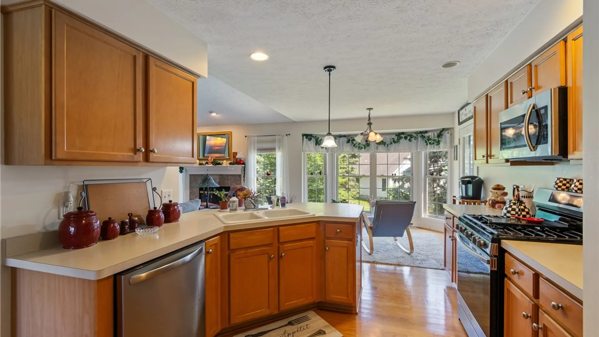 Property at 1104 Twin Leaf, Webster, NY 14580 27