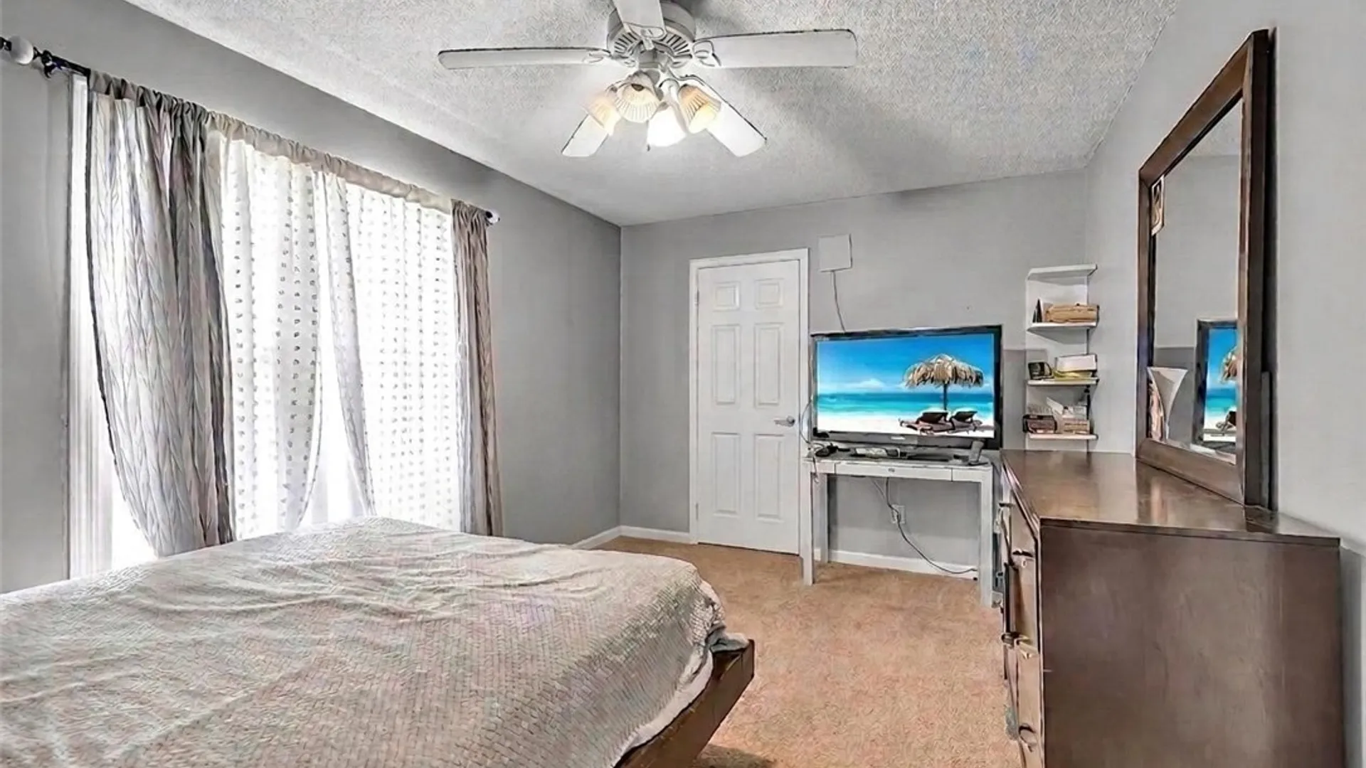 Property at 208 Crabapple Lane, Cheektowaga, NY 14227 18