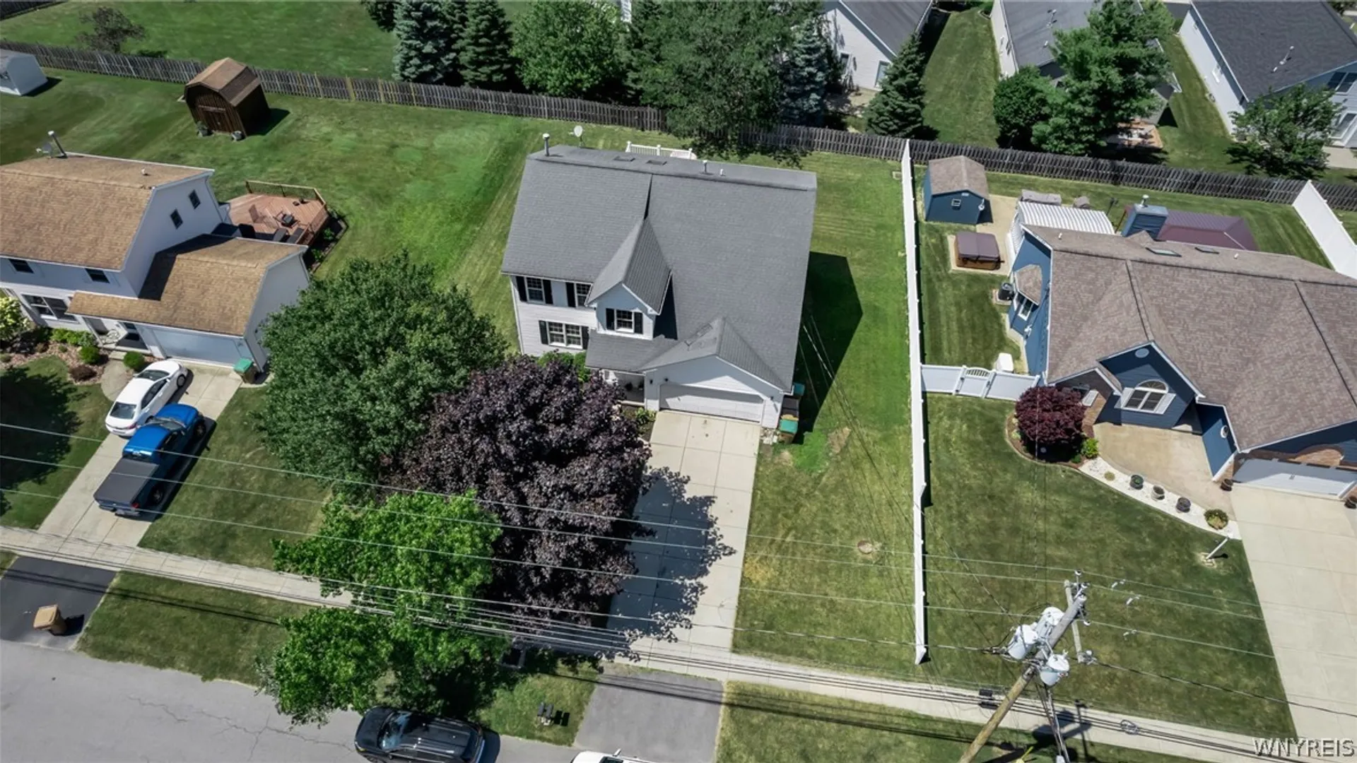 Property at 208 Crabapple Lane, Cheektowaga, NY 14227 46