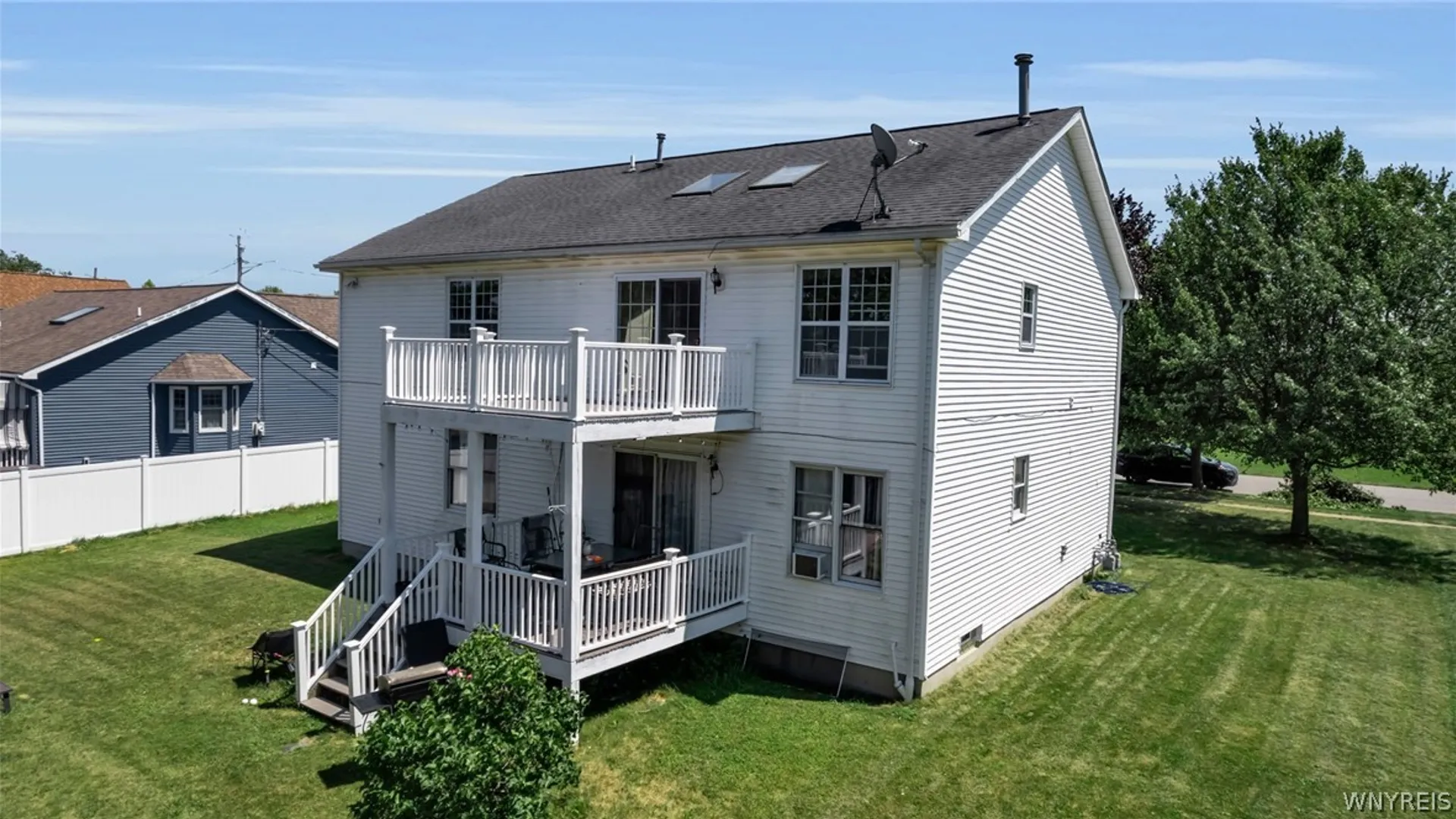 Property at 208 Crabapple Lane, Cheektowaga, NY 14227 47