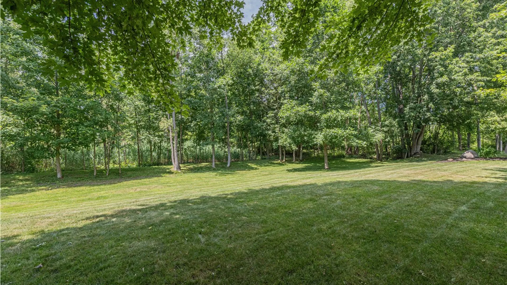 Property at 17 Royale Drive, Perinton, NY 14450 40