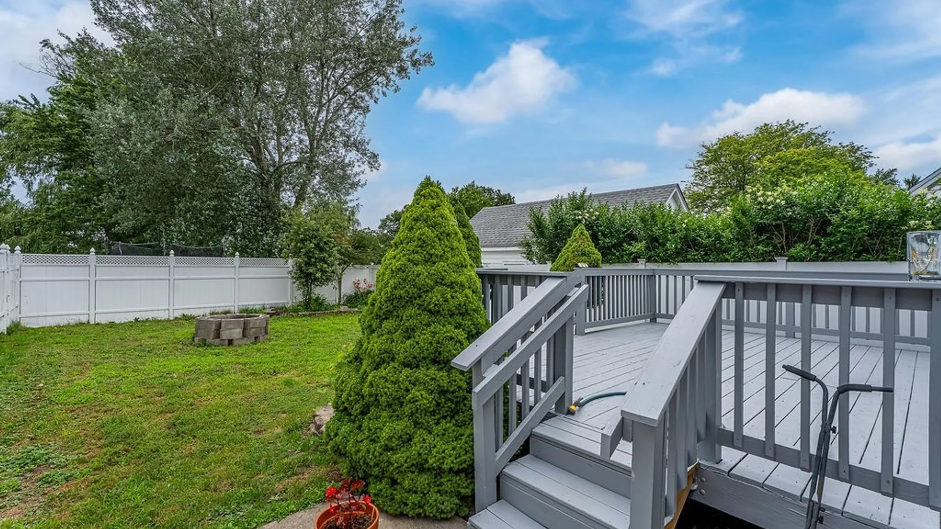 Property at 44 Frederick Street, Cheektowaga, NY 14227 27