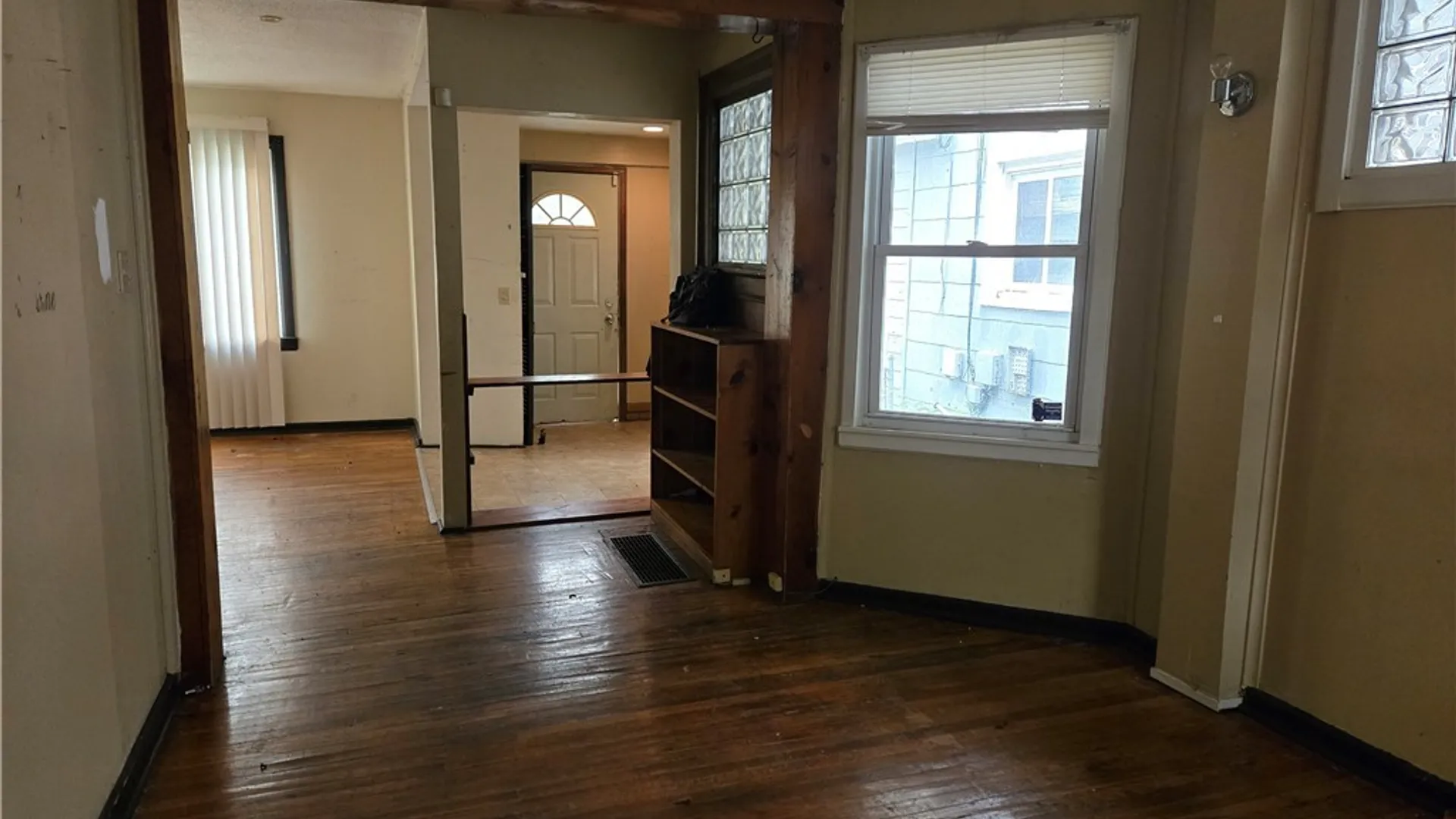 Property at 103 Mayer Avenue, Buffalo, NY 14207 4