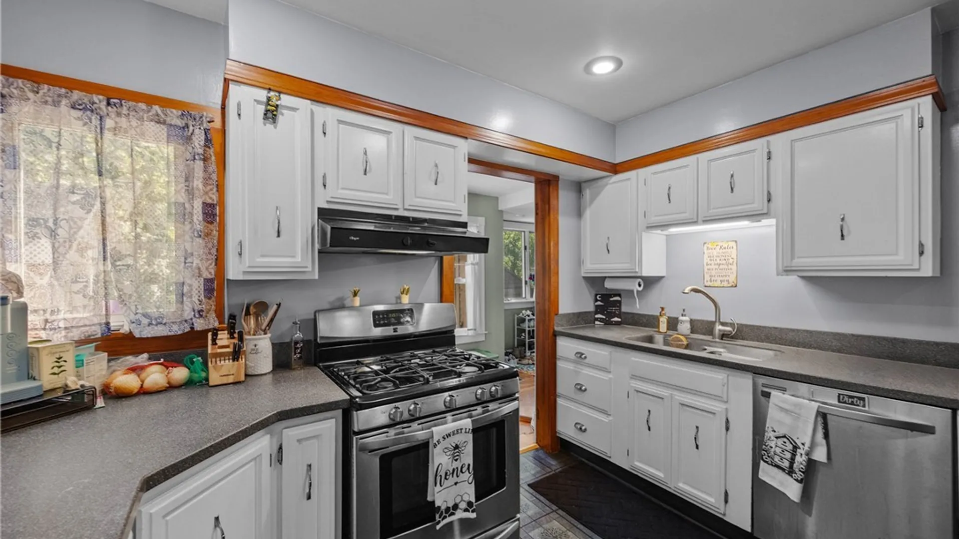 Property at 148 Ross Street, Batavia City, NY 14020 10
