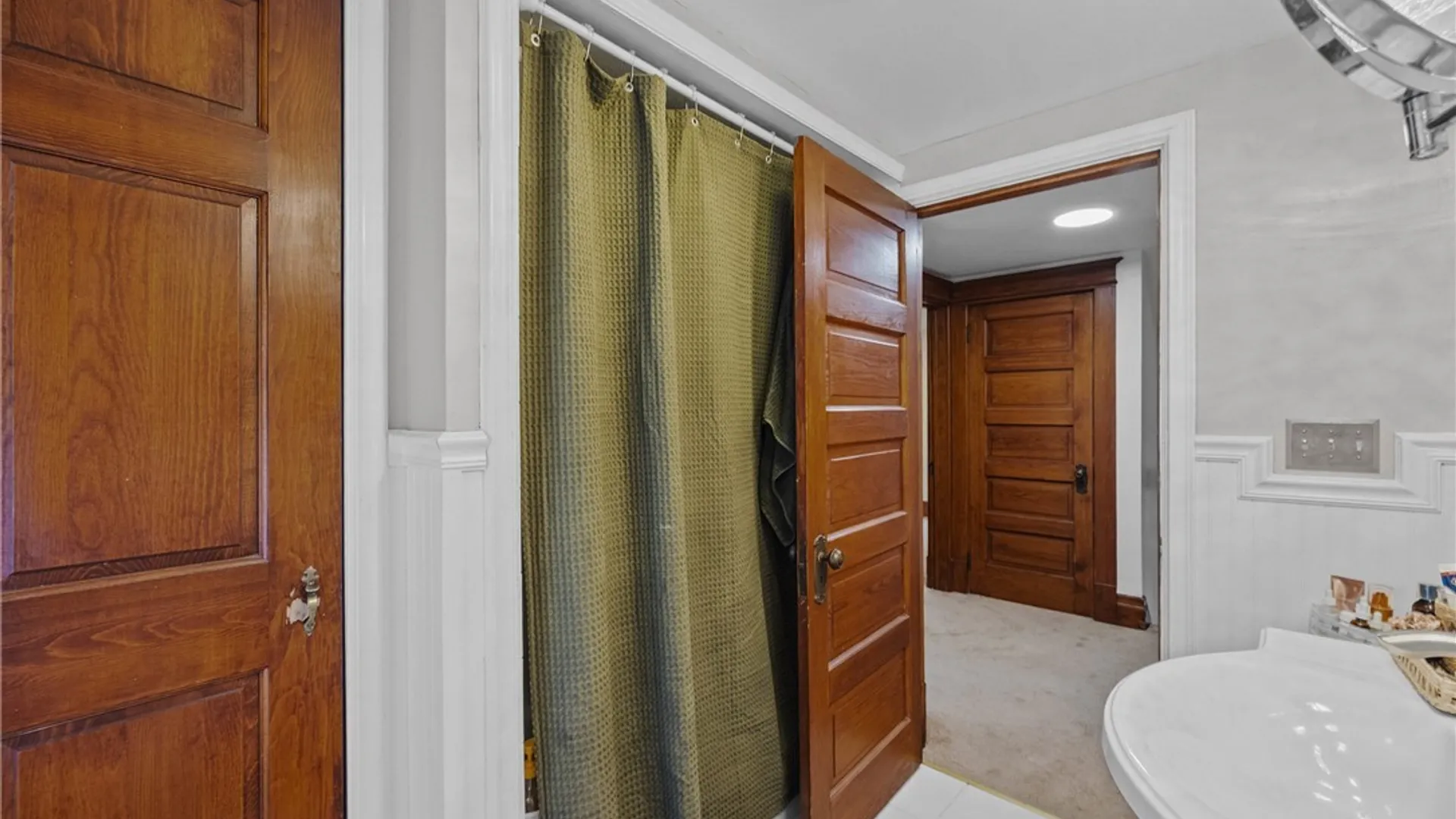 Property at 148 Ross Street, Batavia City, NY 14020 24