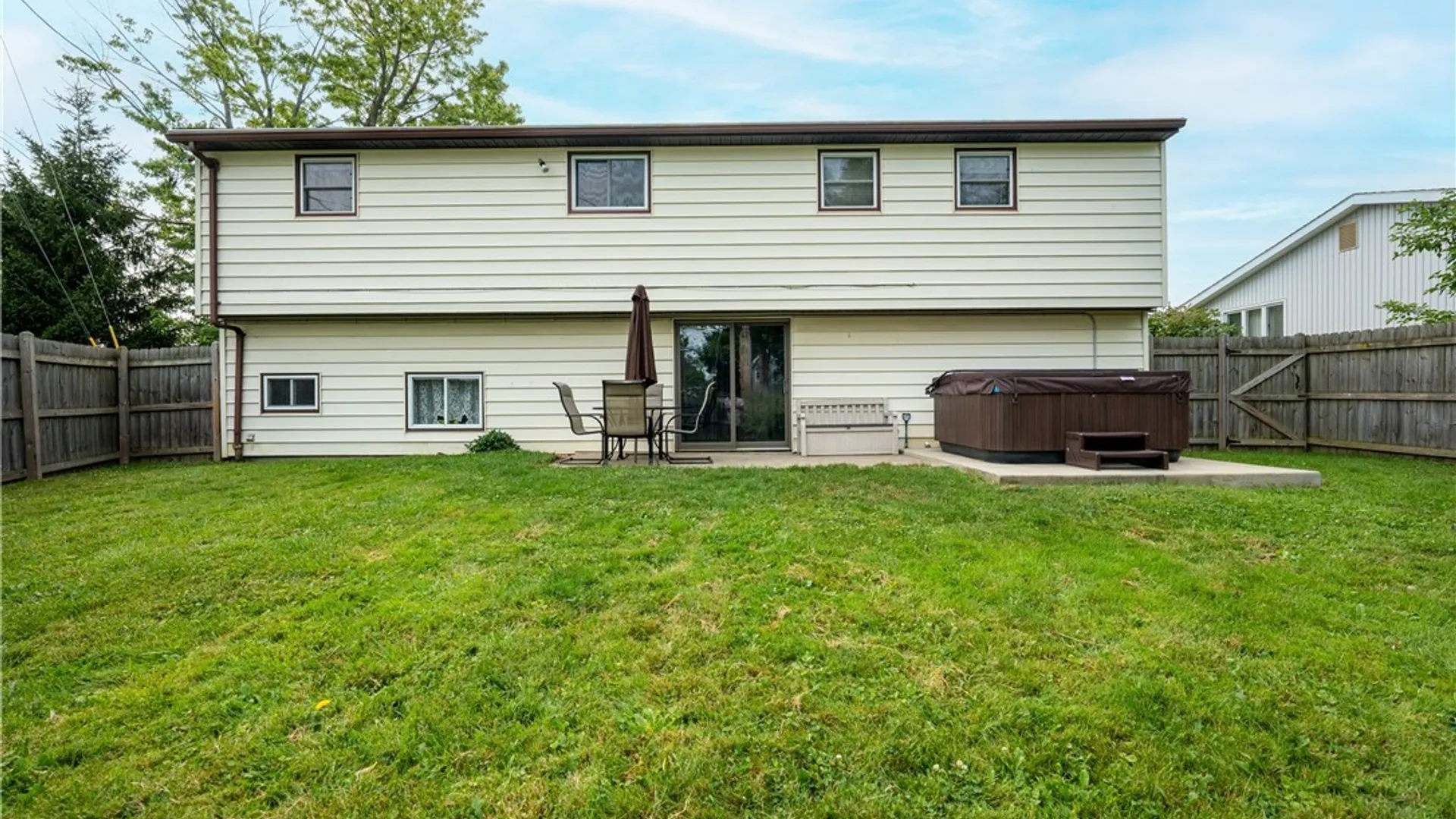 Property at 5068 Chapman Parkway, Hamburg, NY 14075 34