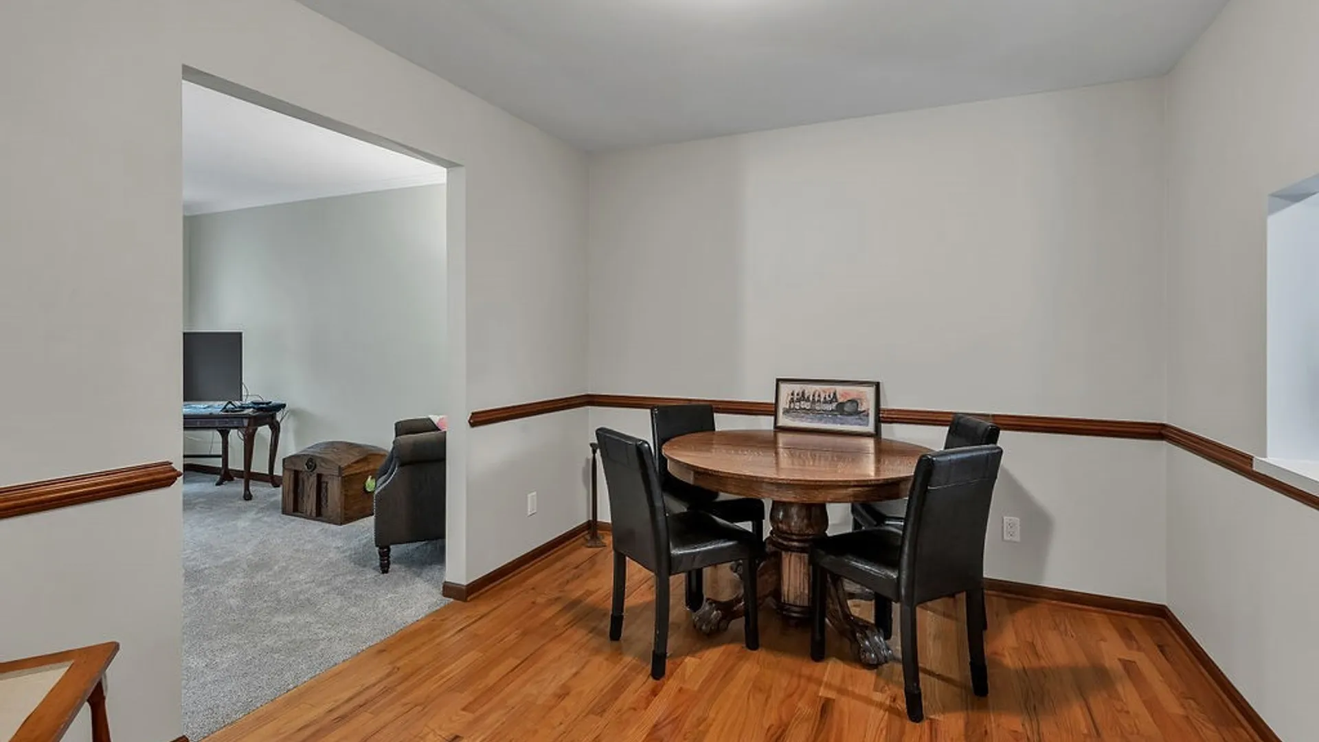 Property at 6021 Quaker Hollow Crescent, Orchard Park, NY 14127 17