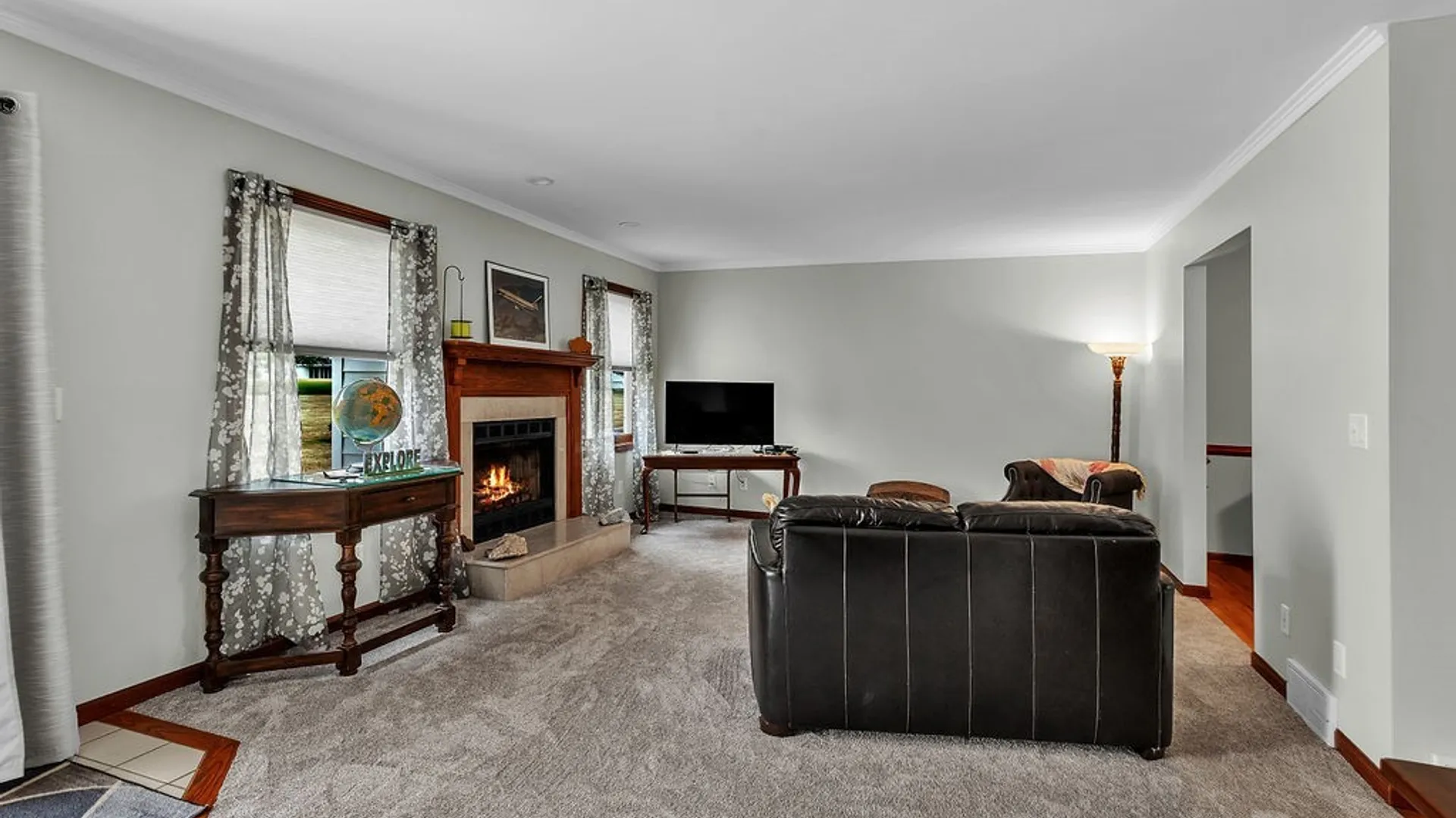 Property at 6021 Quaker Hollow Crescent, Orchard Park, NY 14127 25
