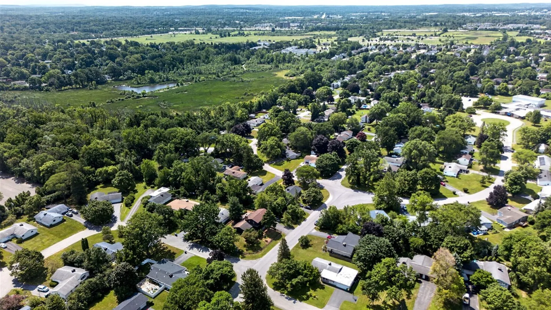 Property at 5 Beekman Place, Brighton, NY 14620 47