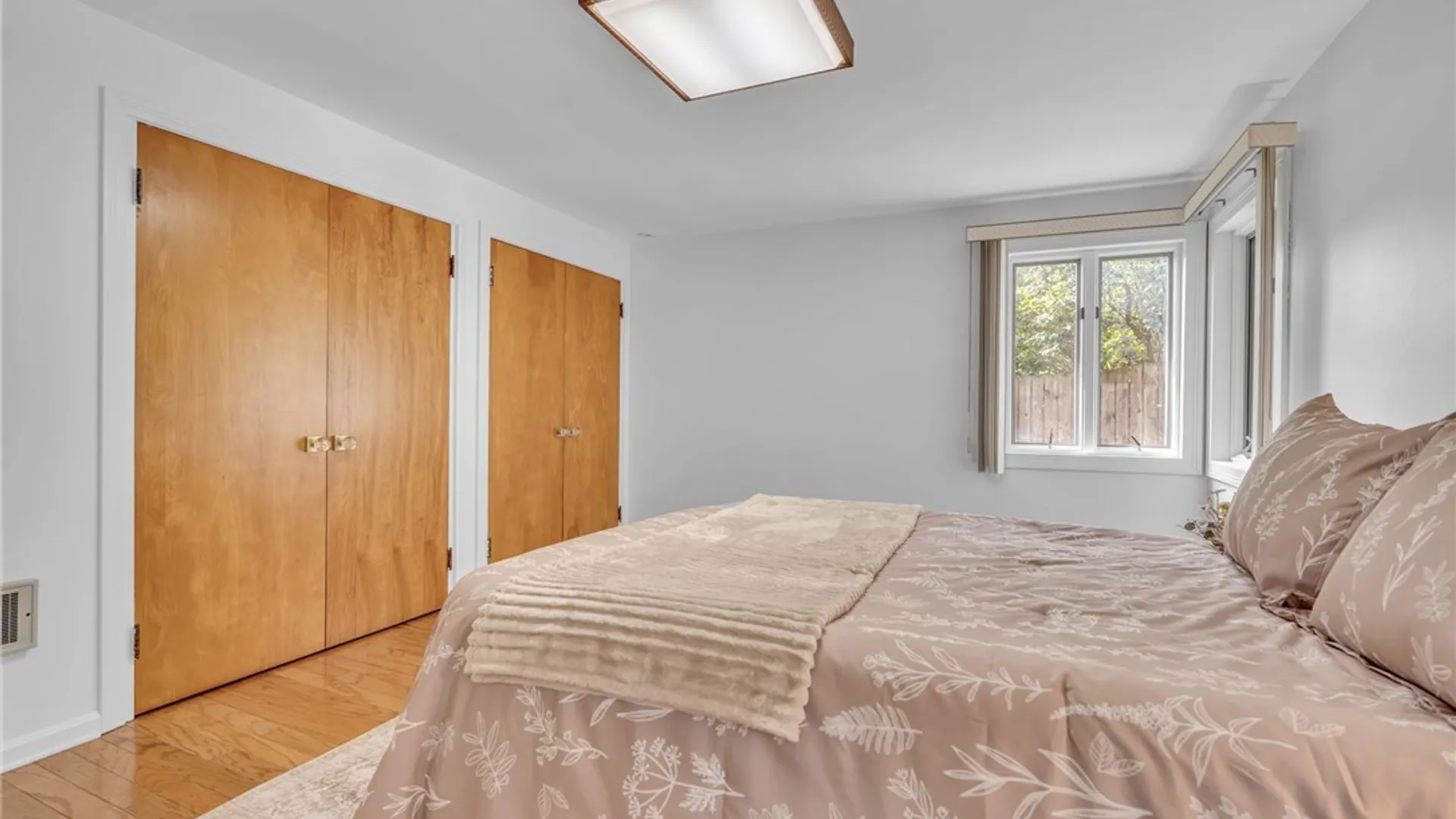 Property at 86 Farber Ln, Amherst, NY 14221 25