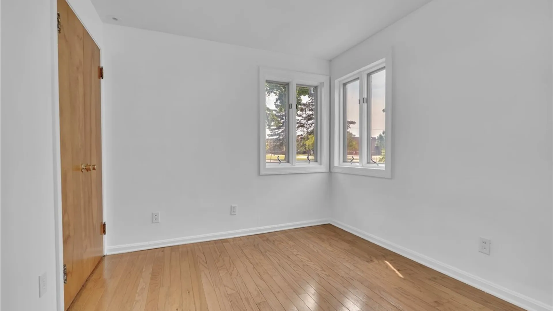 Property at 86 Farber Ln, Amherst, NY 14221 26