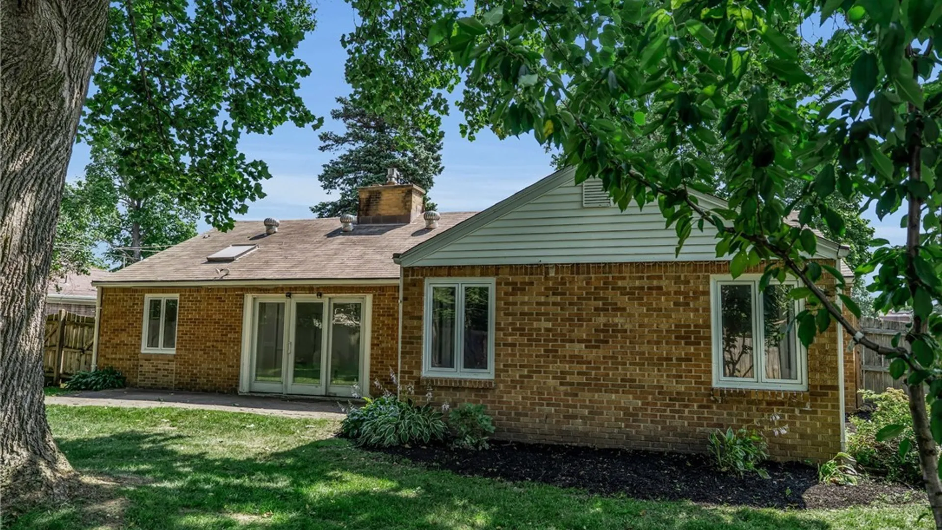 Property at 86 Farber Ln, Amherst, NY 14221 36
