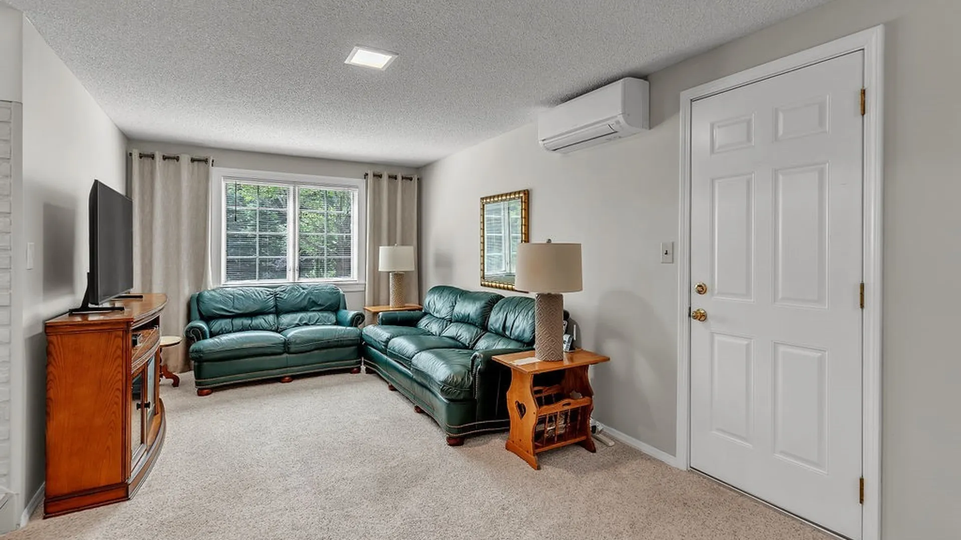 Property at 163 Cranwood Drive, West Seneca, NY 14224 16