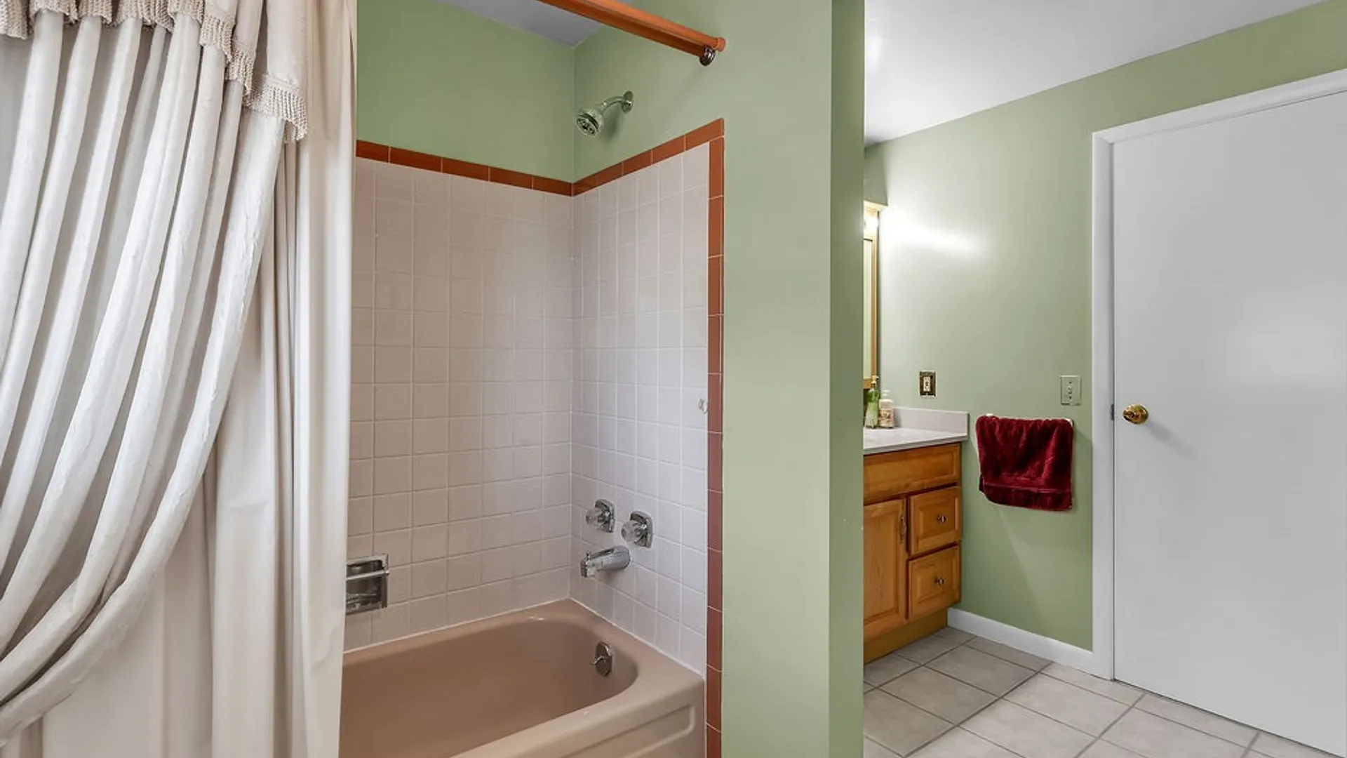 Property at 163 Cranwood Drive, West Seneca, NY 14224 19