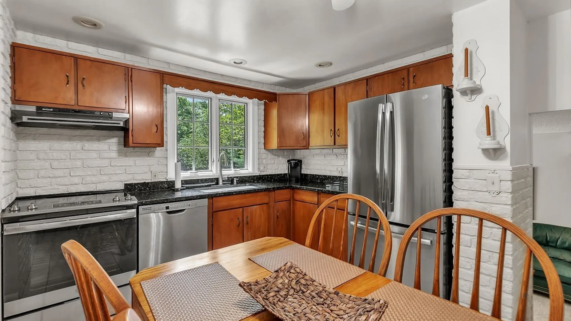 Property at 163 Cranwood Drive, West Seneca, NY 14224 3