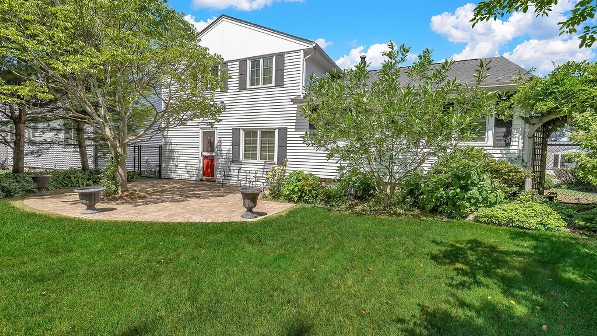 Property at 163 Cranwood Drive, West Seneca, NY 14224 32