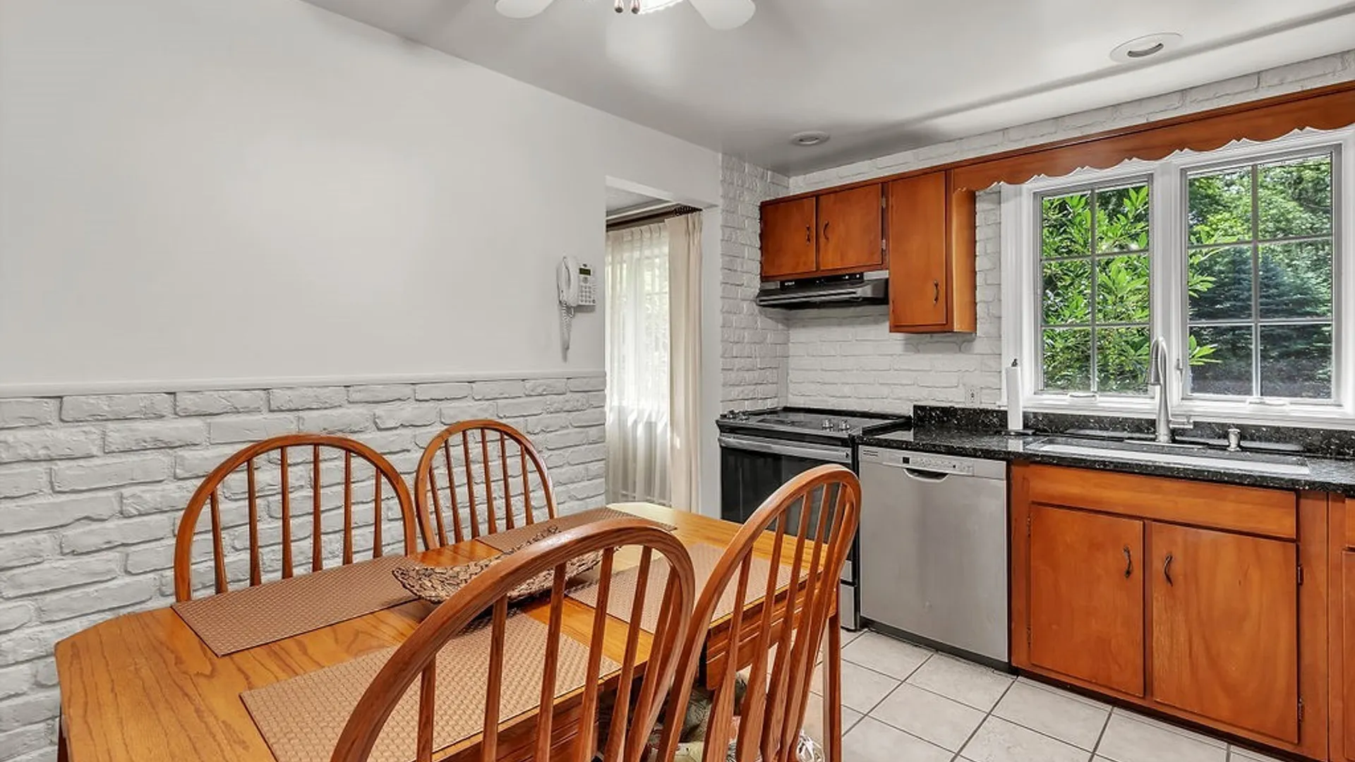 Property at 163 Cranwood Drive, West Seneca, NY 14224 6