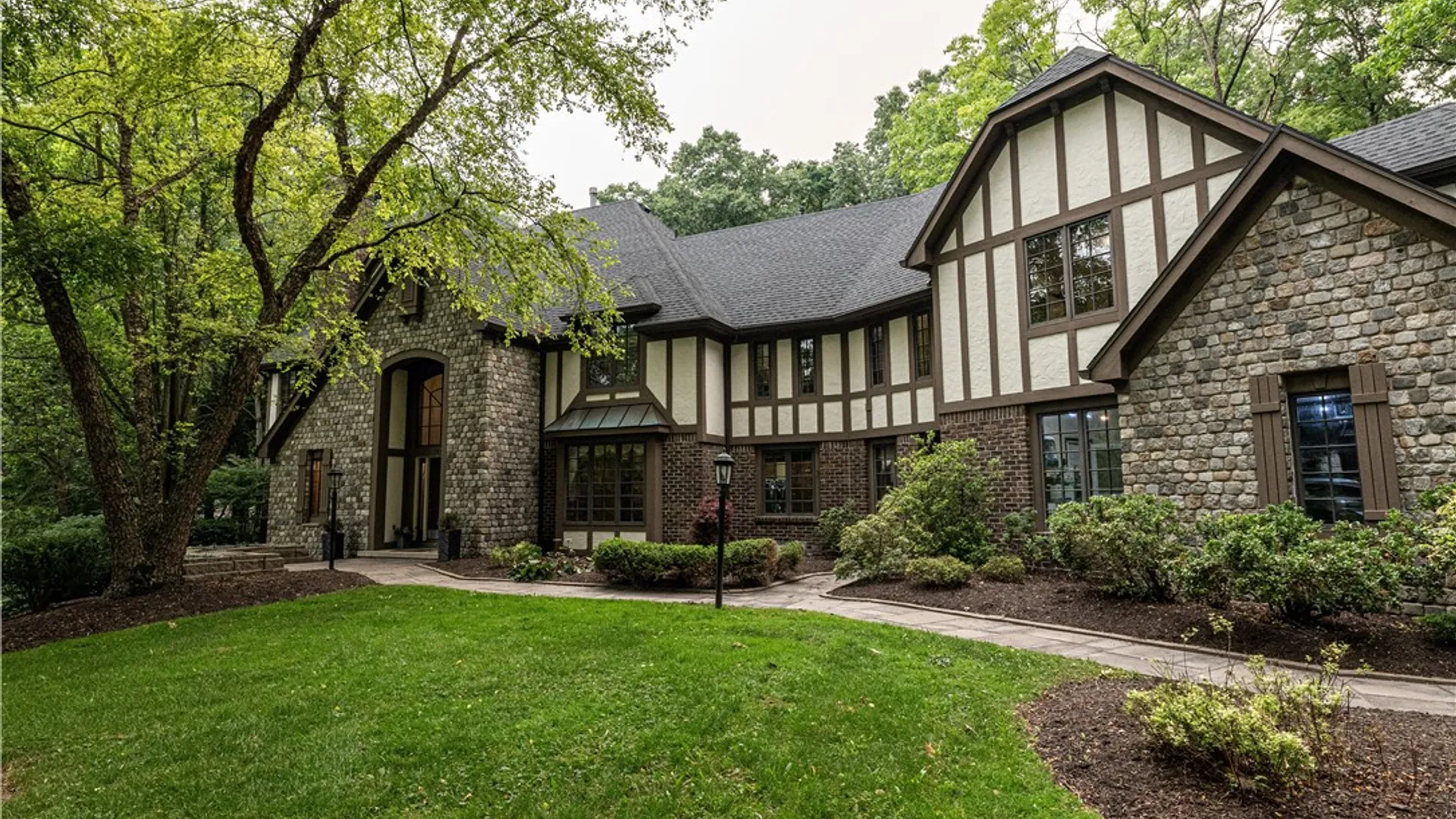 Property at 7876 Hidden Oak, Victor, NY 14534 2