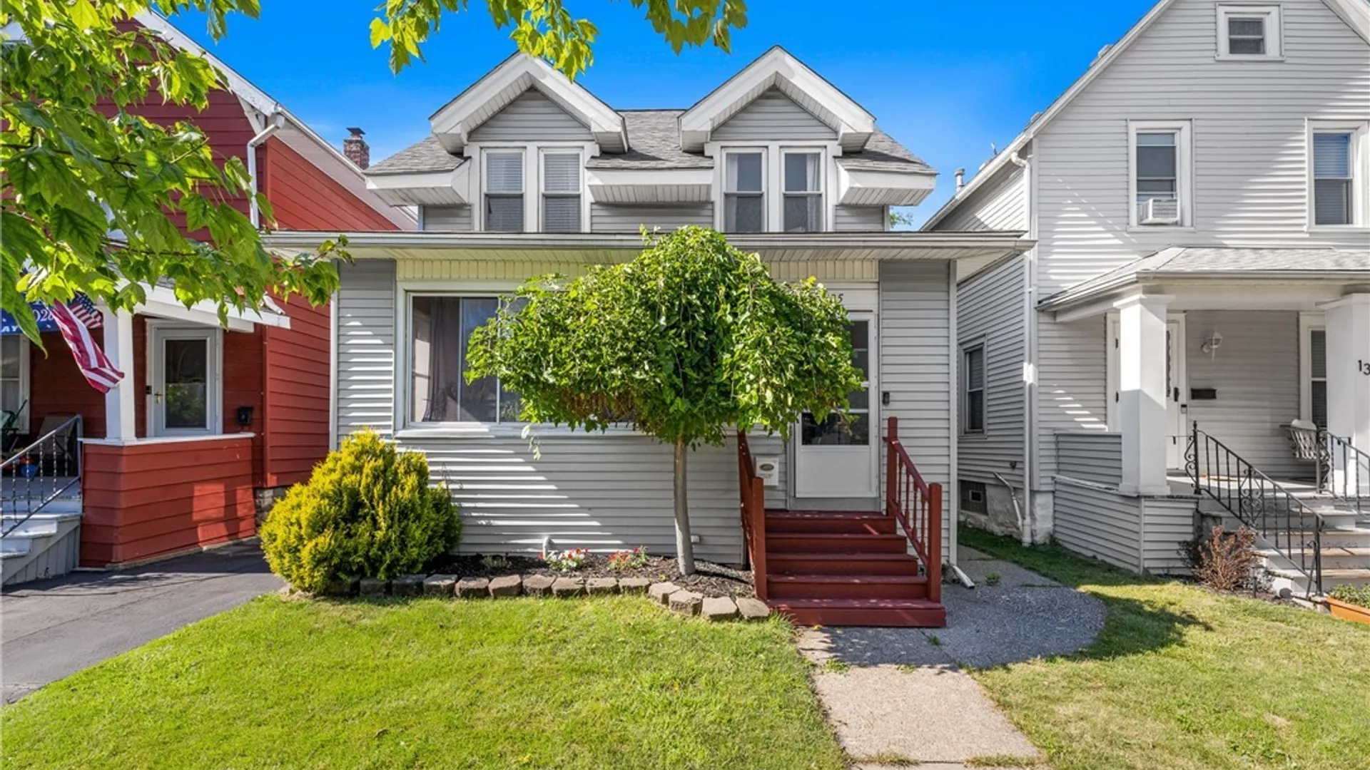 Property at 135 Tremaine Avenue, Tonawanda, NY 14217 2