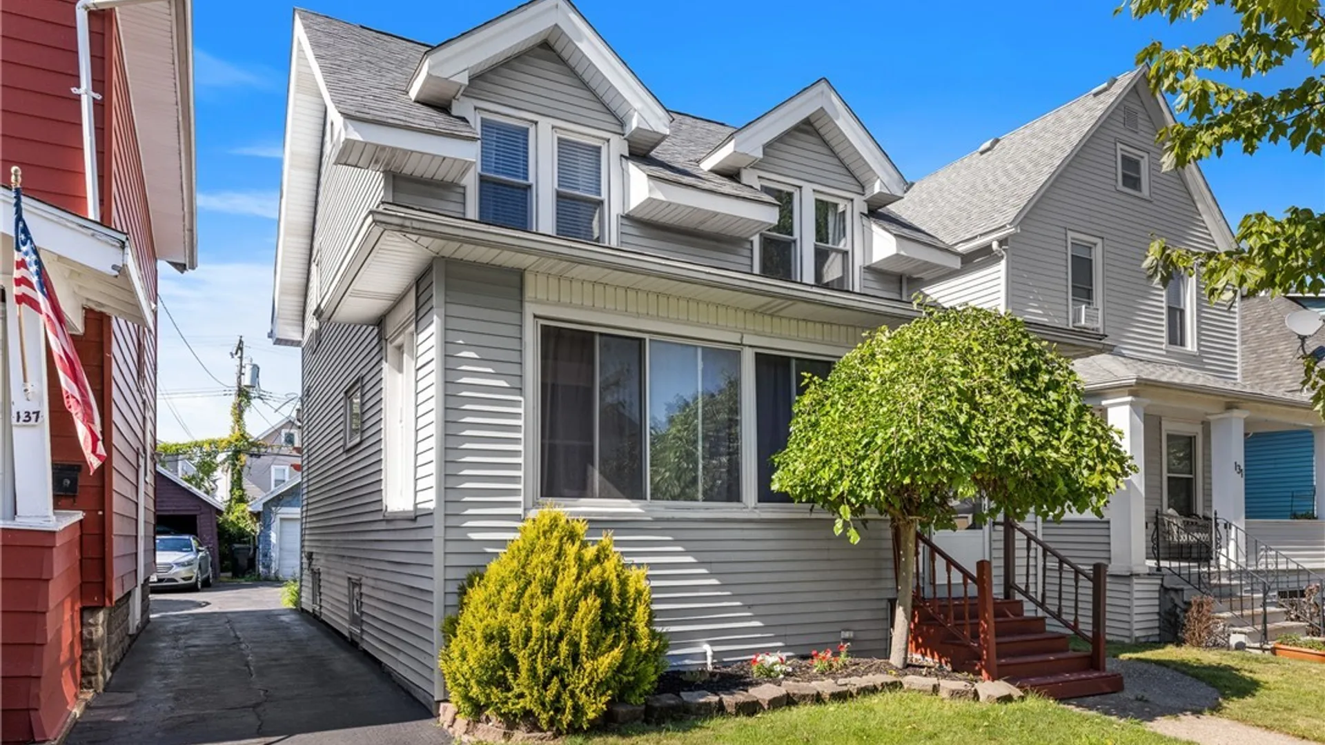 Property at 135 Tremaine Avenue, Tonawanda, NY 14217 4