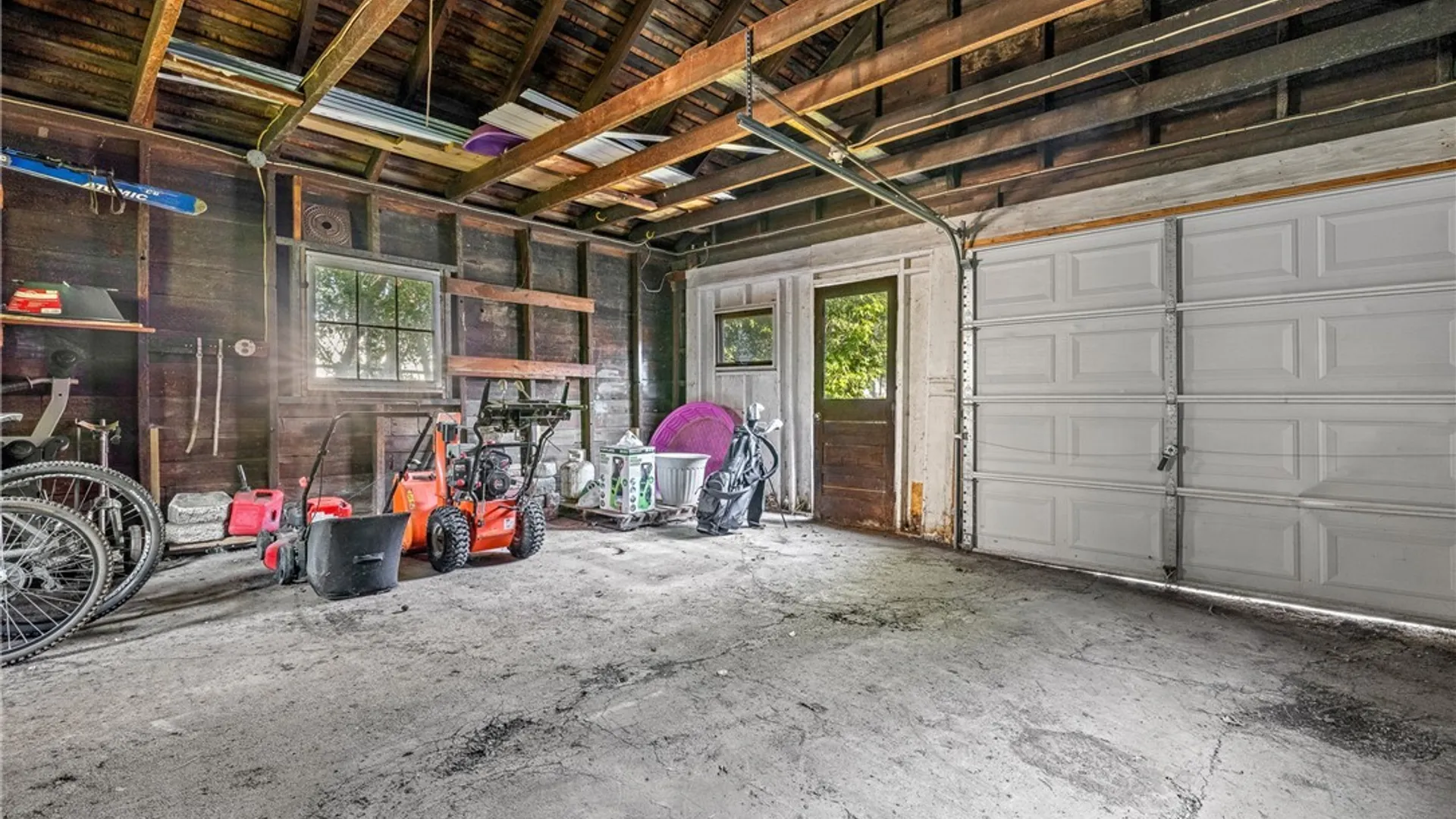 Property at 135 Tremaine Avenue, Tonawanda, NY 14217 41