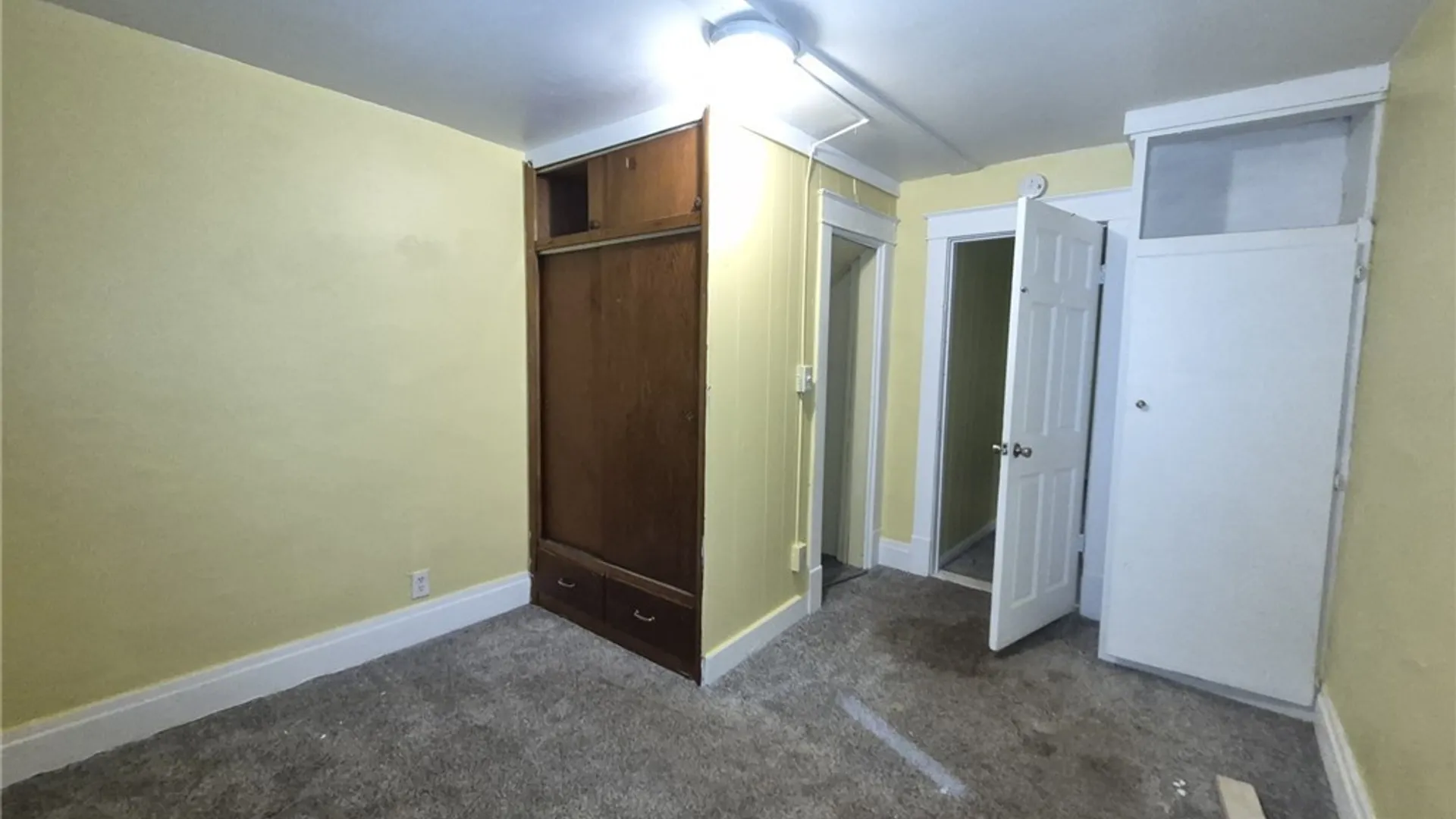 Property at 2409 Monroe Avenue, Niagara Falls, NY 14303 7