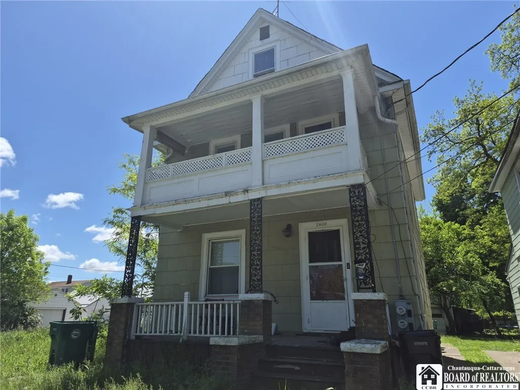 Property at 2409 Monroe Avenue, Niagara Falls, NY 14303
