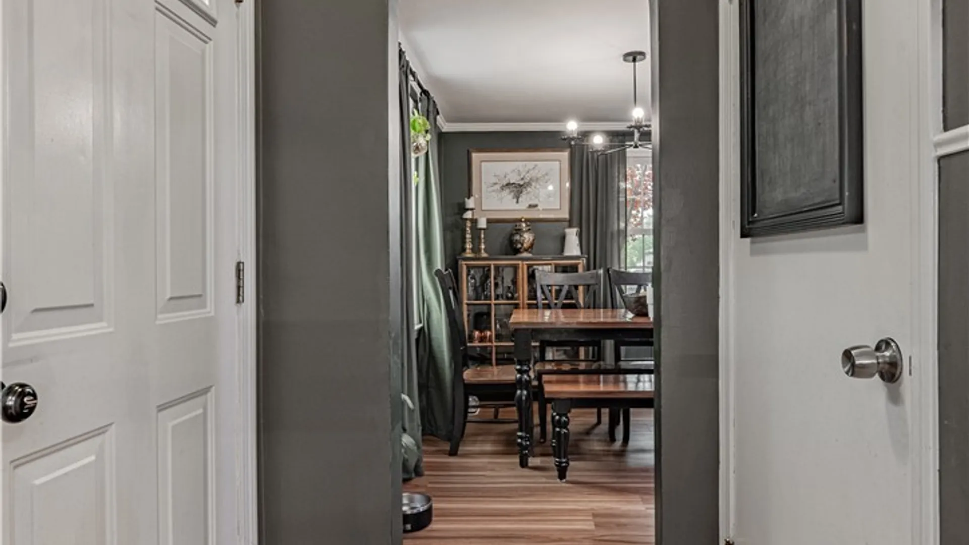 Property at 51 Sanders Road, Buffalo, NY 14216 10