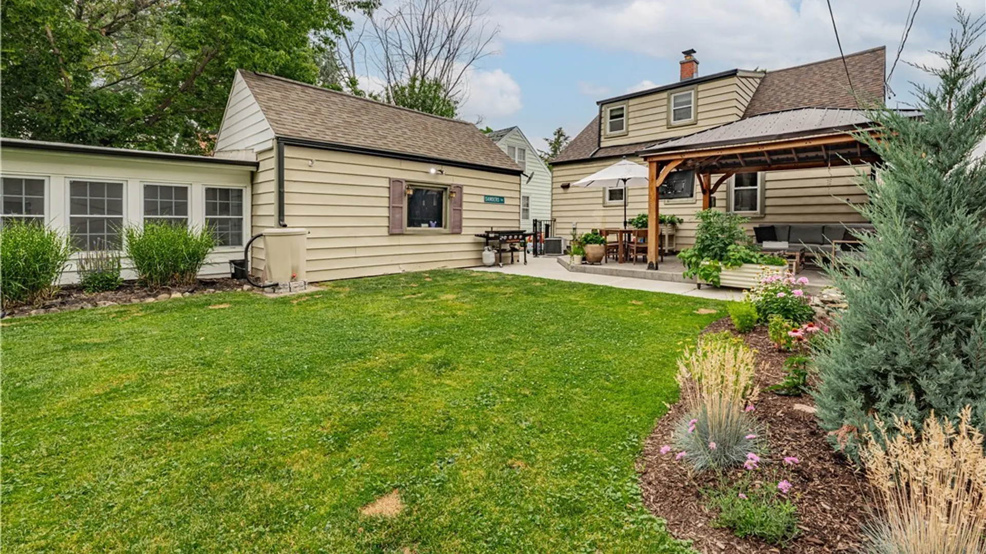 Property at 51 Sanders Road, Buffalo, NY 14216 42