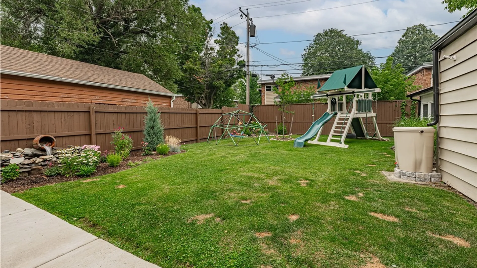 Property at 51 Sanders Road, Buffalo, NY 14216 47