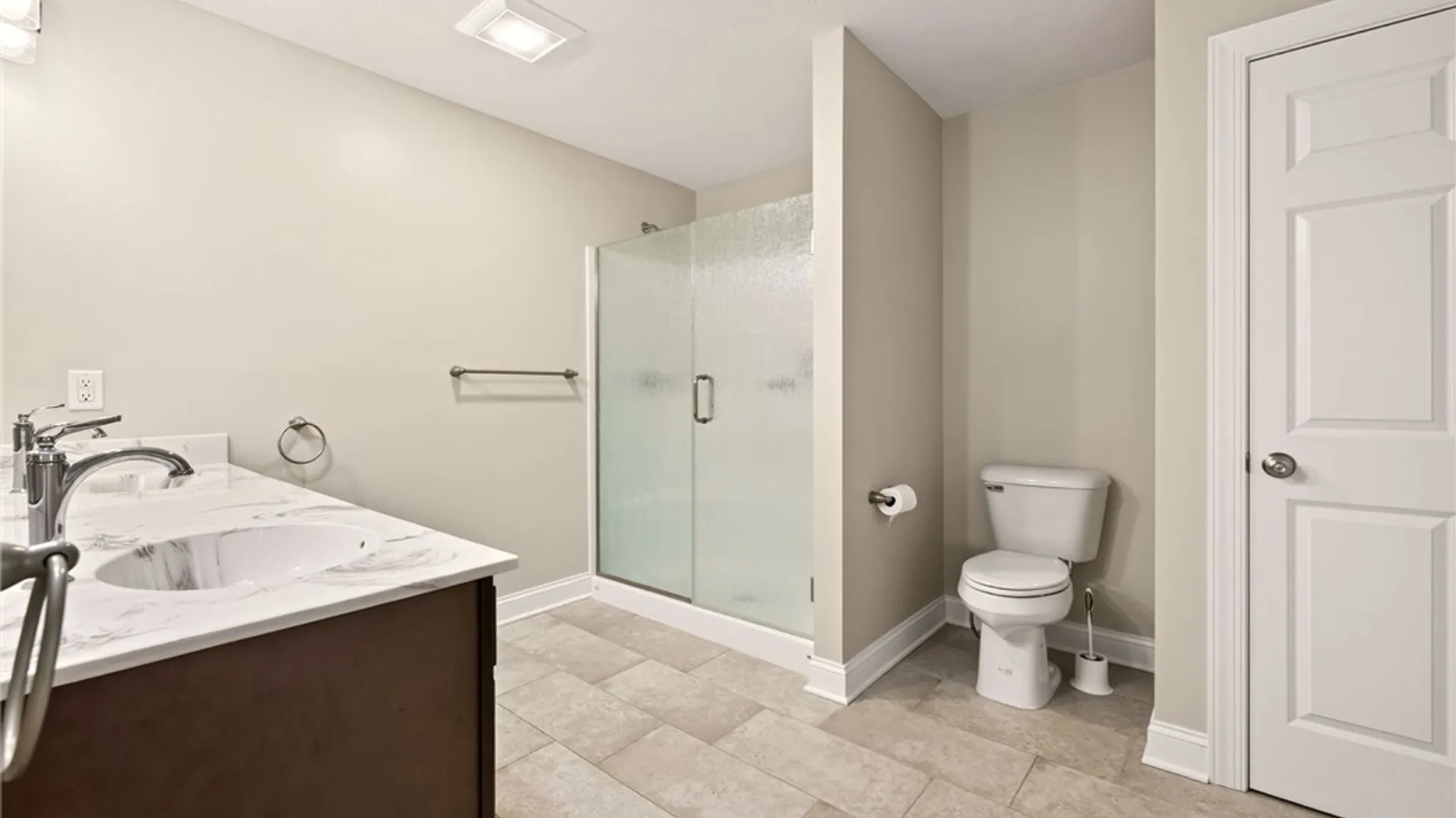 Property at 80 Chatwood Lane, Henrietta, NY 14467 22