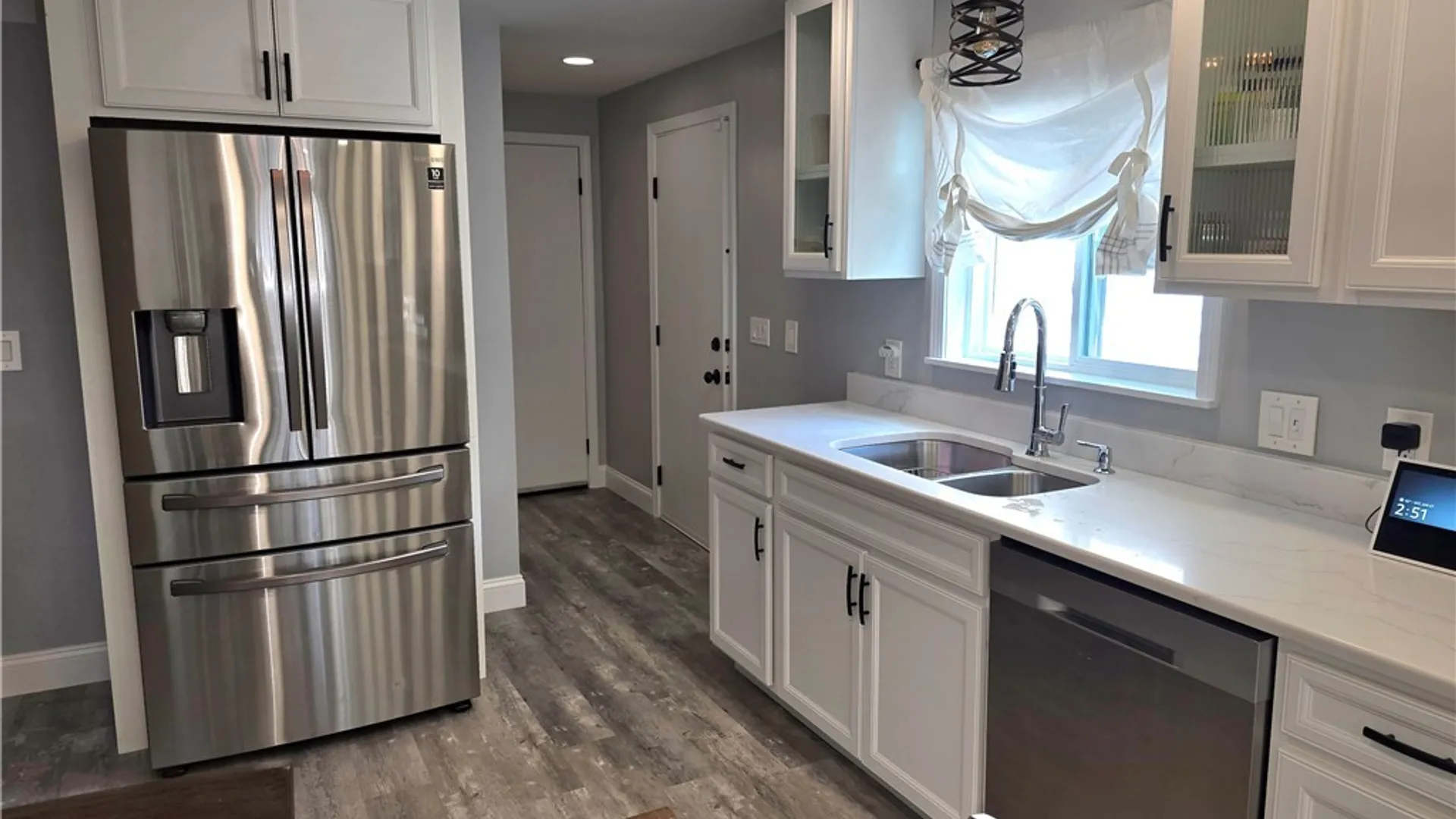 Property at 160 Walnut St Street, Buffalo, NY 14204 5