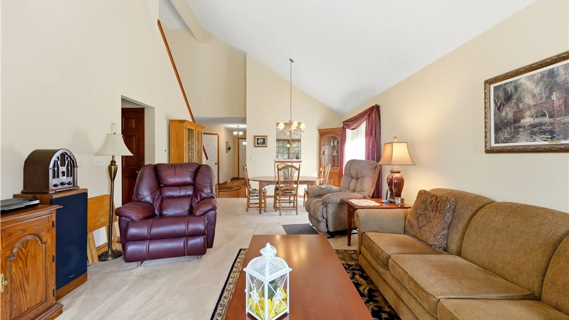 Property at 22 Allie Lane, Hamburg, NY 14075 11