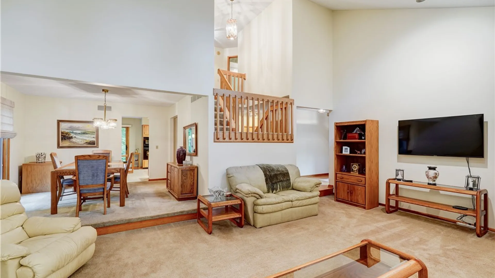 Property at 28 Green Pine Lane, Penfield, NY 14580 13