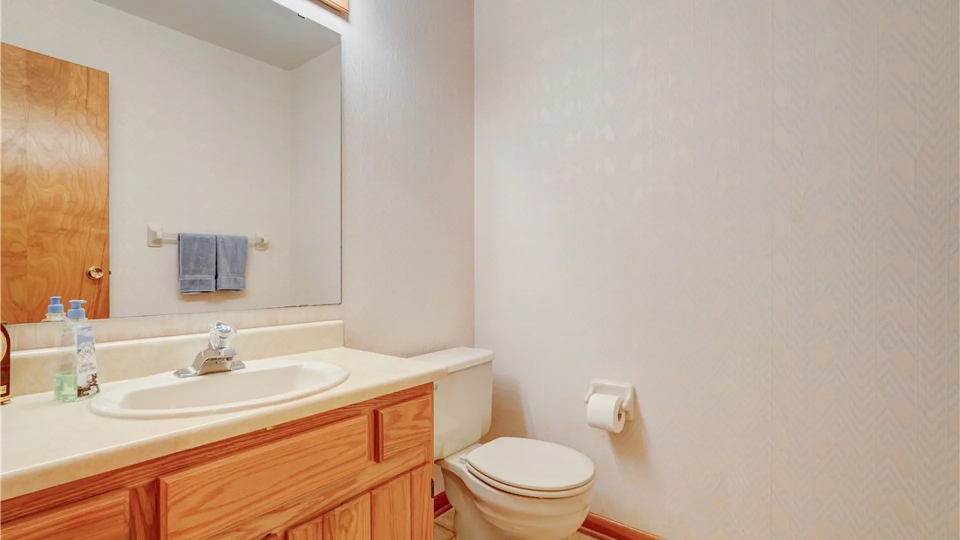 Property at 28 Green Pine Lane, Penfield, NY 14580 20