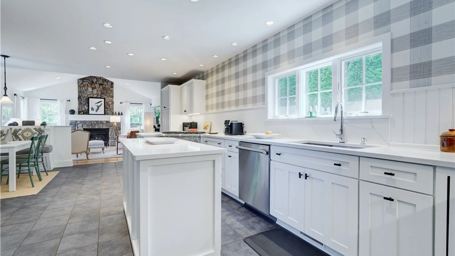 Property at 7 French Road, Pittsford, NY 14618 14