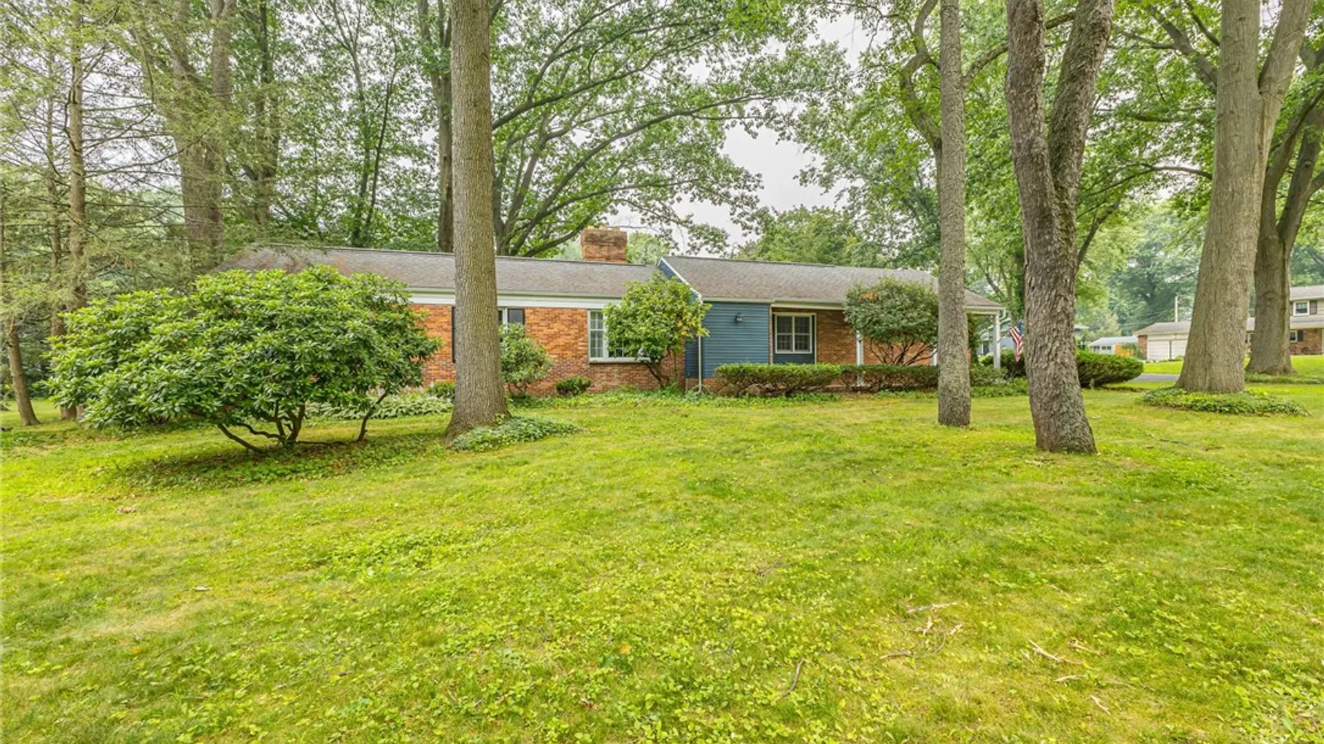 Property at 45 Shire Oaks Drive, Pittsford, NY 14534 3