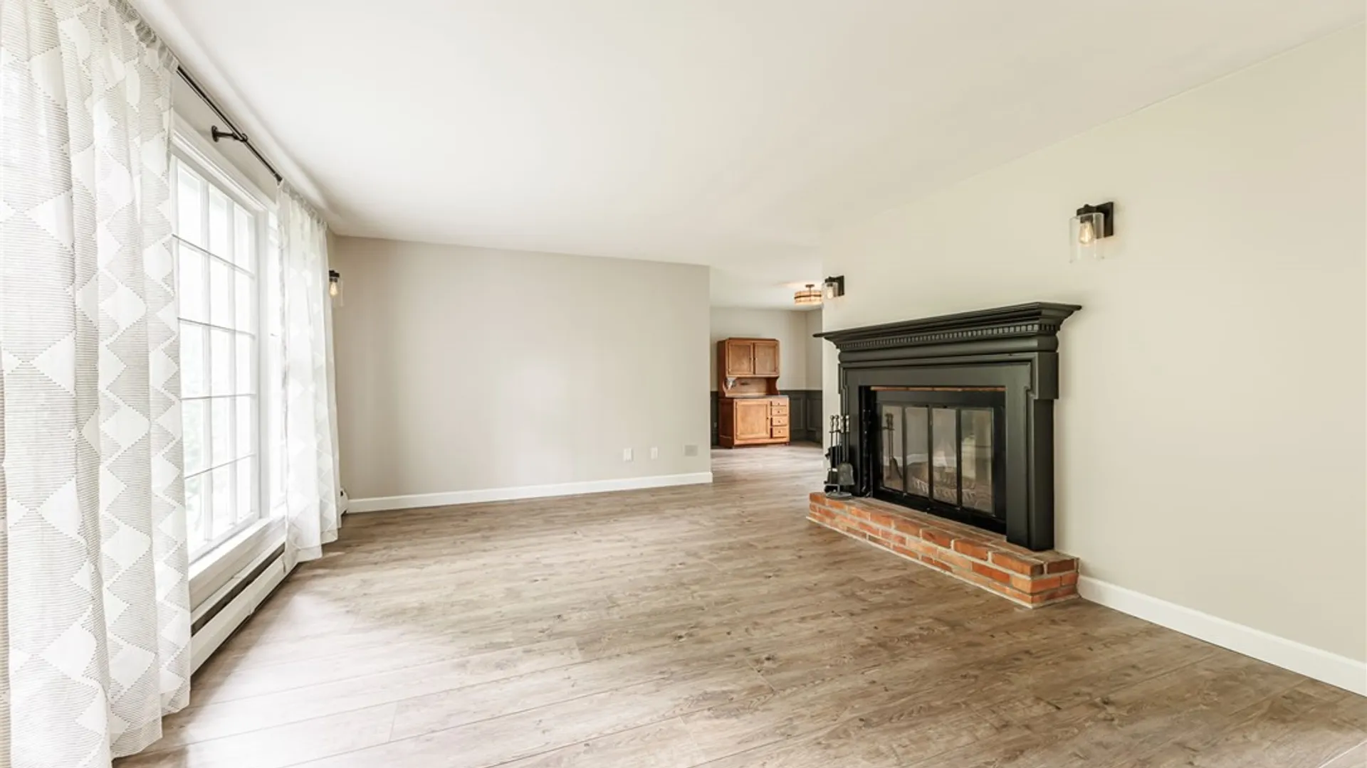 Property at 45 Shire Oaks Drive, Pittsford, NY 14534 8